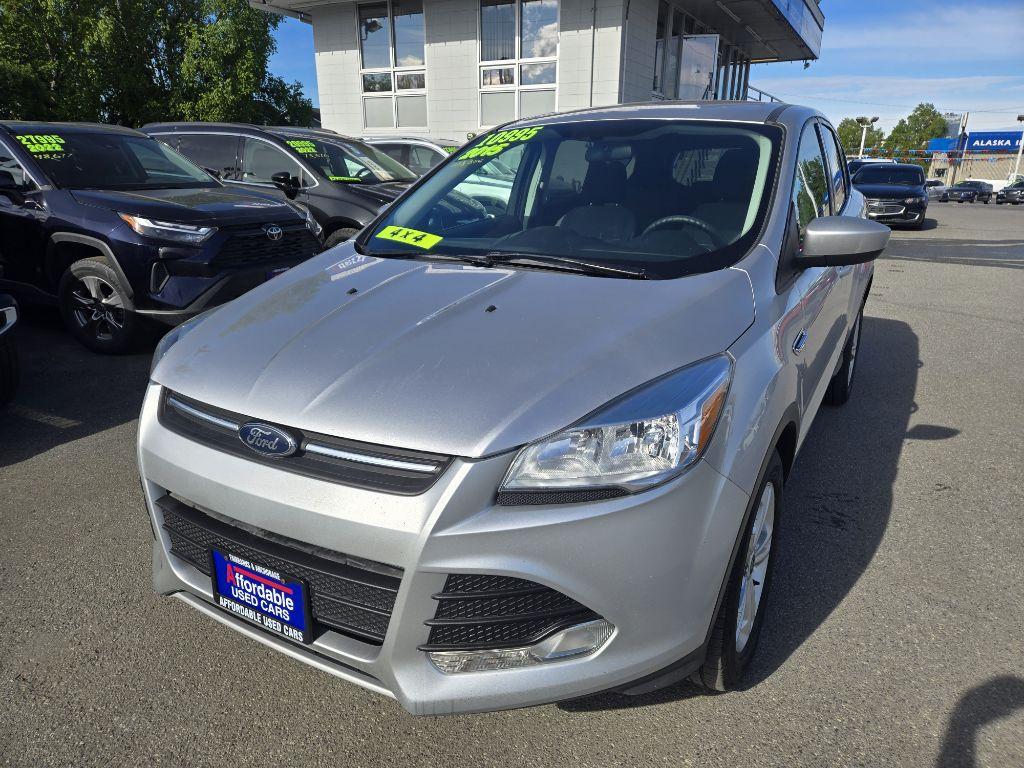 photo of 2015 Ford Escape SE