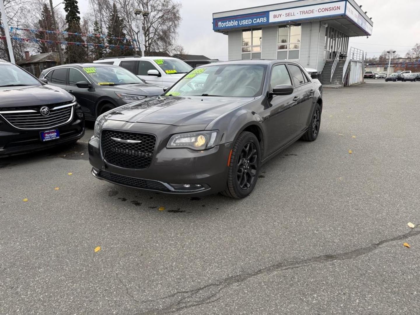 2019 GRY CHRYSLER 300 S (2C3CCAGG7KH) with an 3.6L engine, Automatic transmission, located at 929 East 8th Ave, Anchorage, AK, 99501, (907) 274-2277, 61.214783, -149.866074 - Photo#0