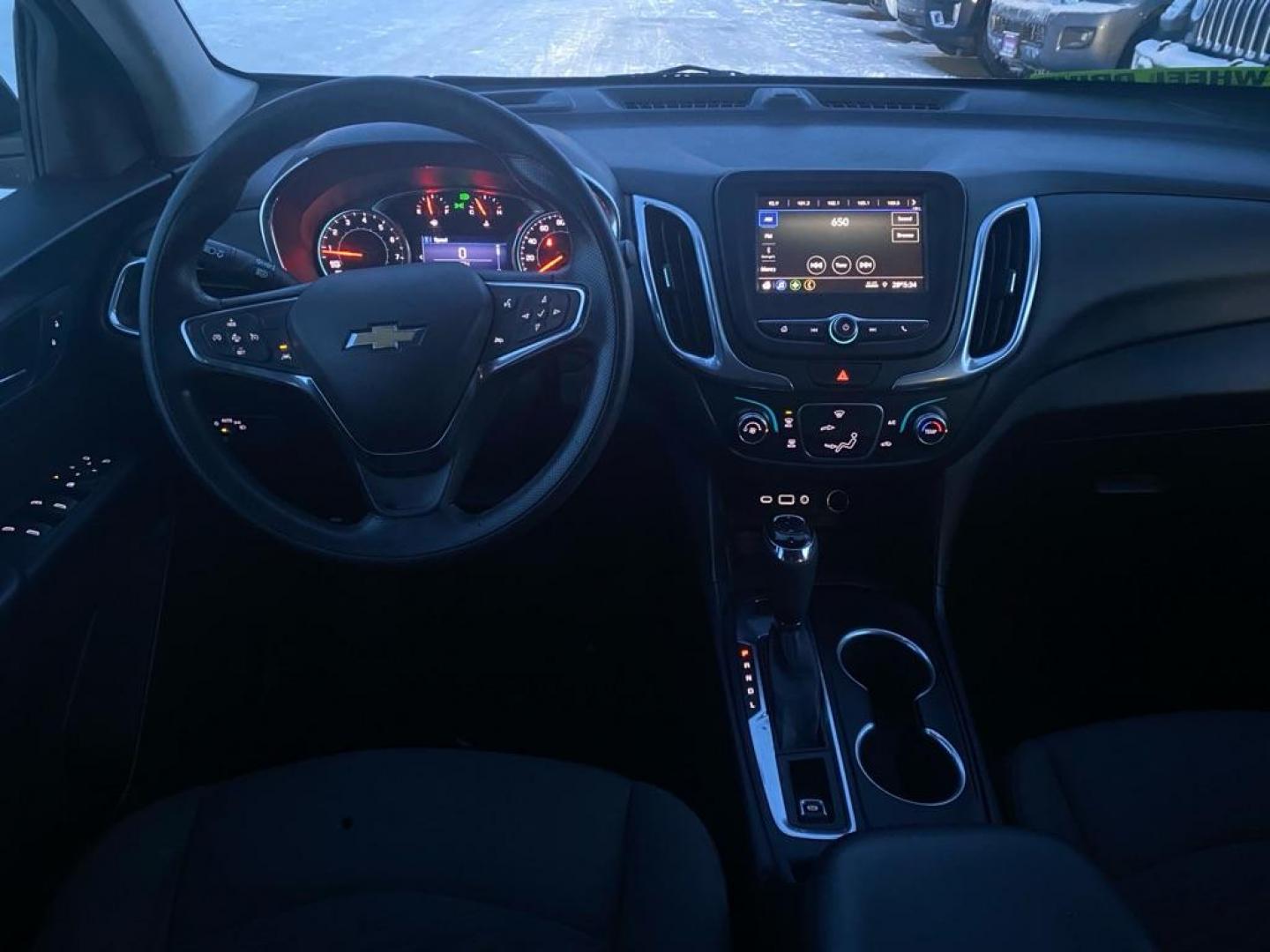 2020 GREY CHEVROLET EQUINOX LT (2GNAXUEVXL6) with an 1.5L engine, Automatic transmission, located at 929 East 8th Ave, Anchorage, AK, 99501, (907) 274-2277, 61.214783, -149.866074 - Photo#4