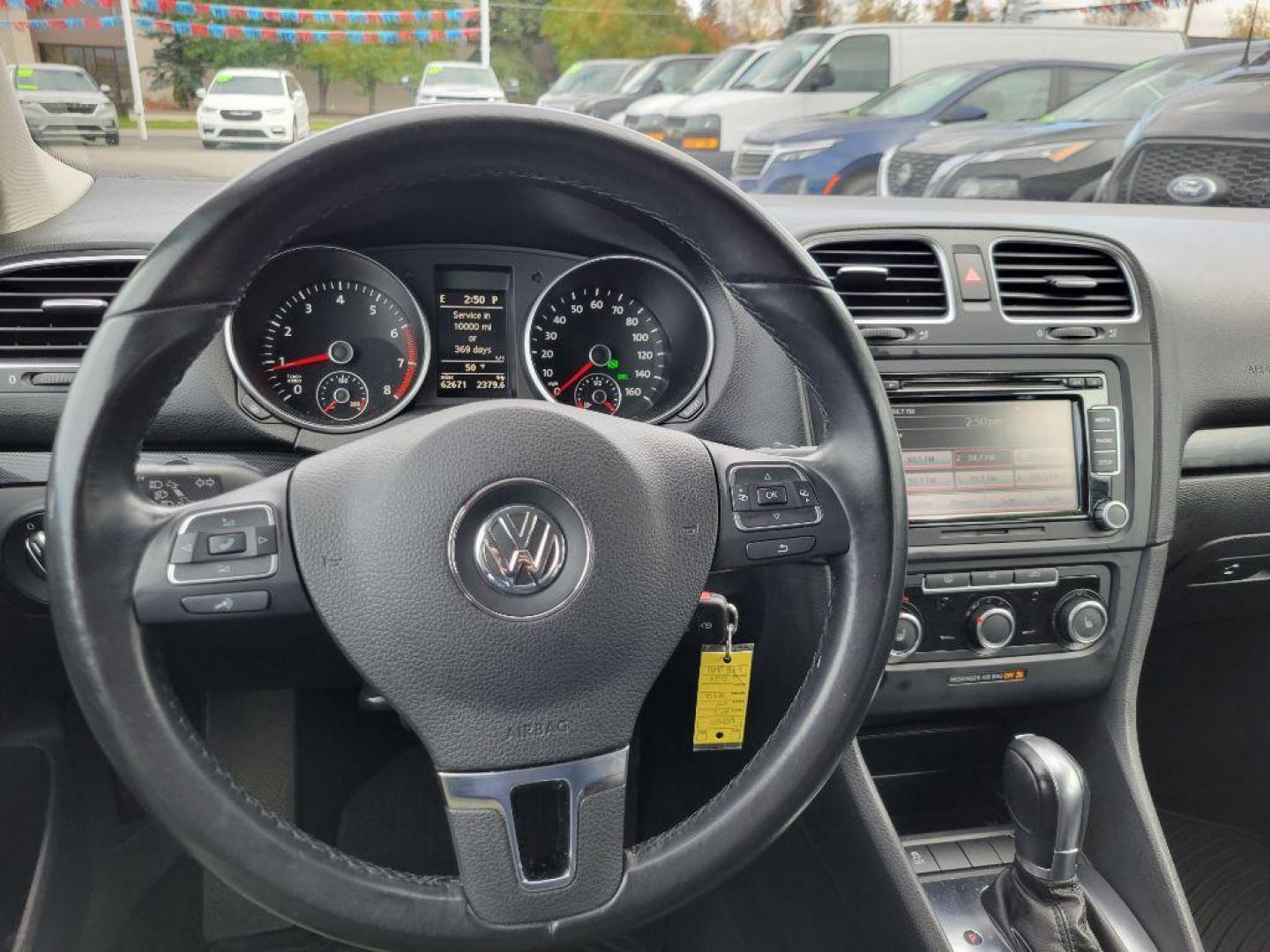 2012 GRY VOLKSWAGEN JETTA S (3VWPP7AJ0CM) with an 2.5L engine, Automatic transmission, located at 929 East 8th Ave, Anchorage, AK, 99501, (907) 274-2277, 61.214783, -149.866074 - Photo#4