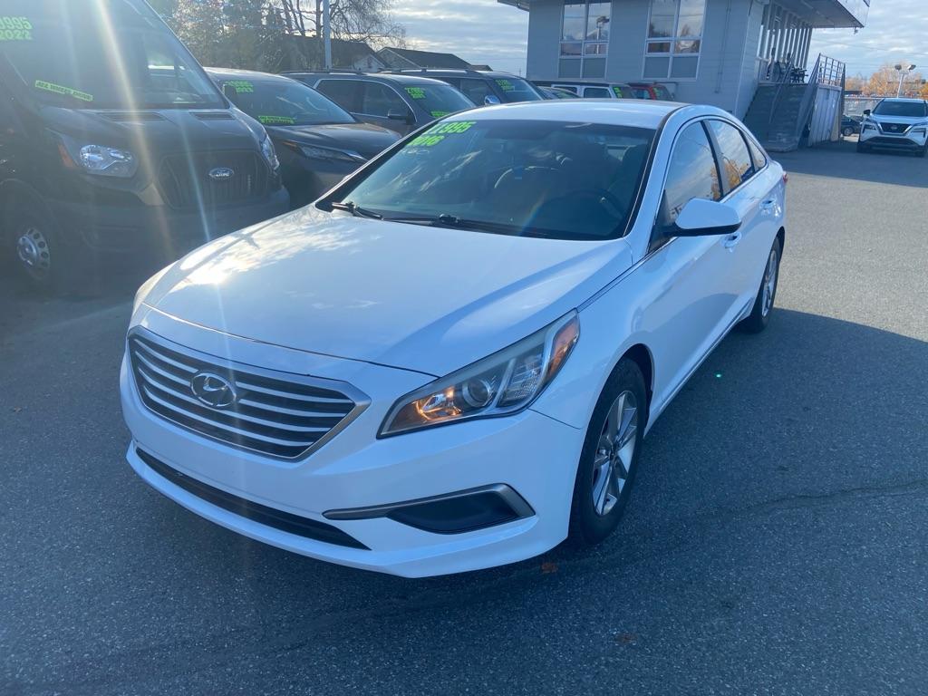 photo of 2016 HYUNDAI SONATA 4DR