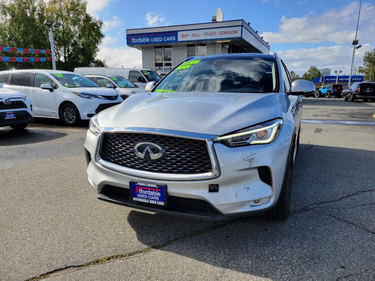 2021 SILVER INFINITI QX50 LUXE (3PCAJ5BB1MF) with an 2.0L engine, Continuously Variable transmission, located at 929 East 8th Ave, Anchorage, AK, 99501, (907) 274-2277, 61.214783, -149.866074 - Photo#0