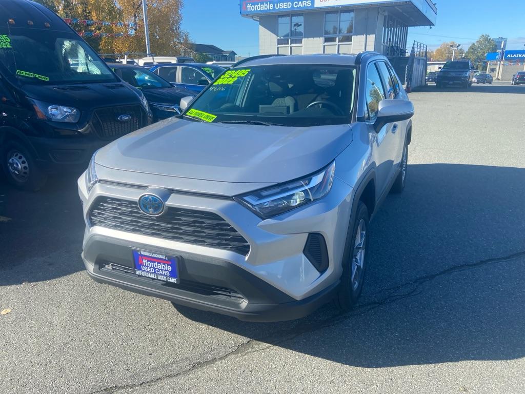 photo of 2022 TOYOTA RAV4 XLE HYBRID 4DR