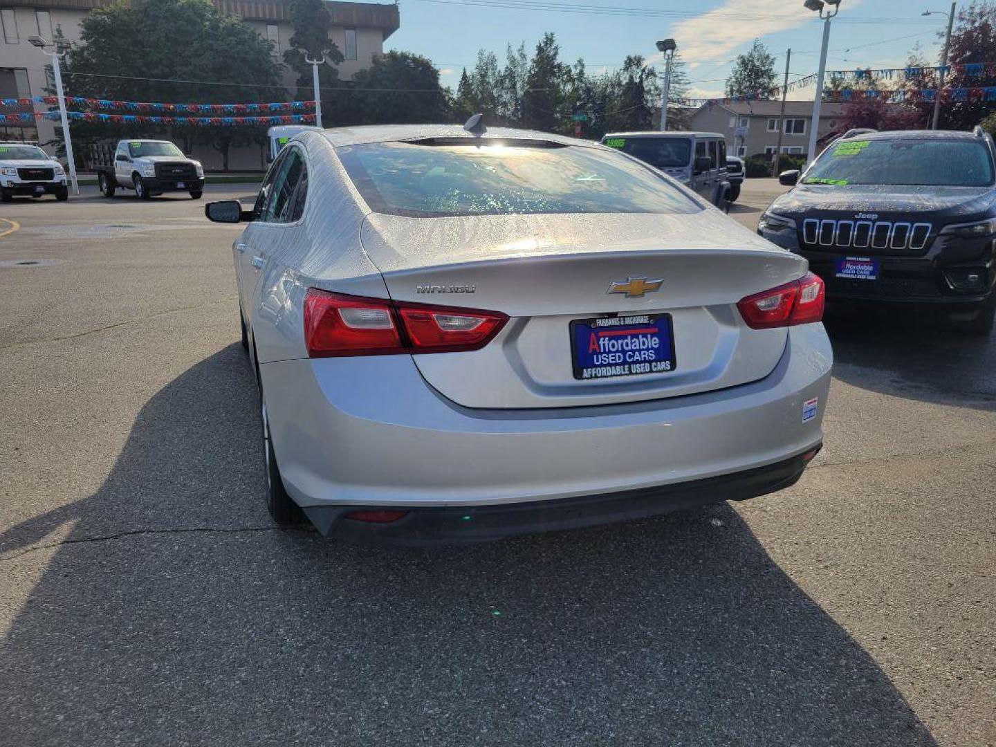 2022 SILVER CHEVROLET MALIBU LS (1G1ZB5ST2NF) with an 1.5L engine, Automatic transmission, located at 929 East 8th Ave, Anchorage, AK, 99501, (907) 274-2277, 61.214783, -149.866074 - Photo#2