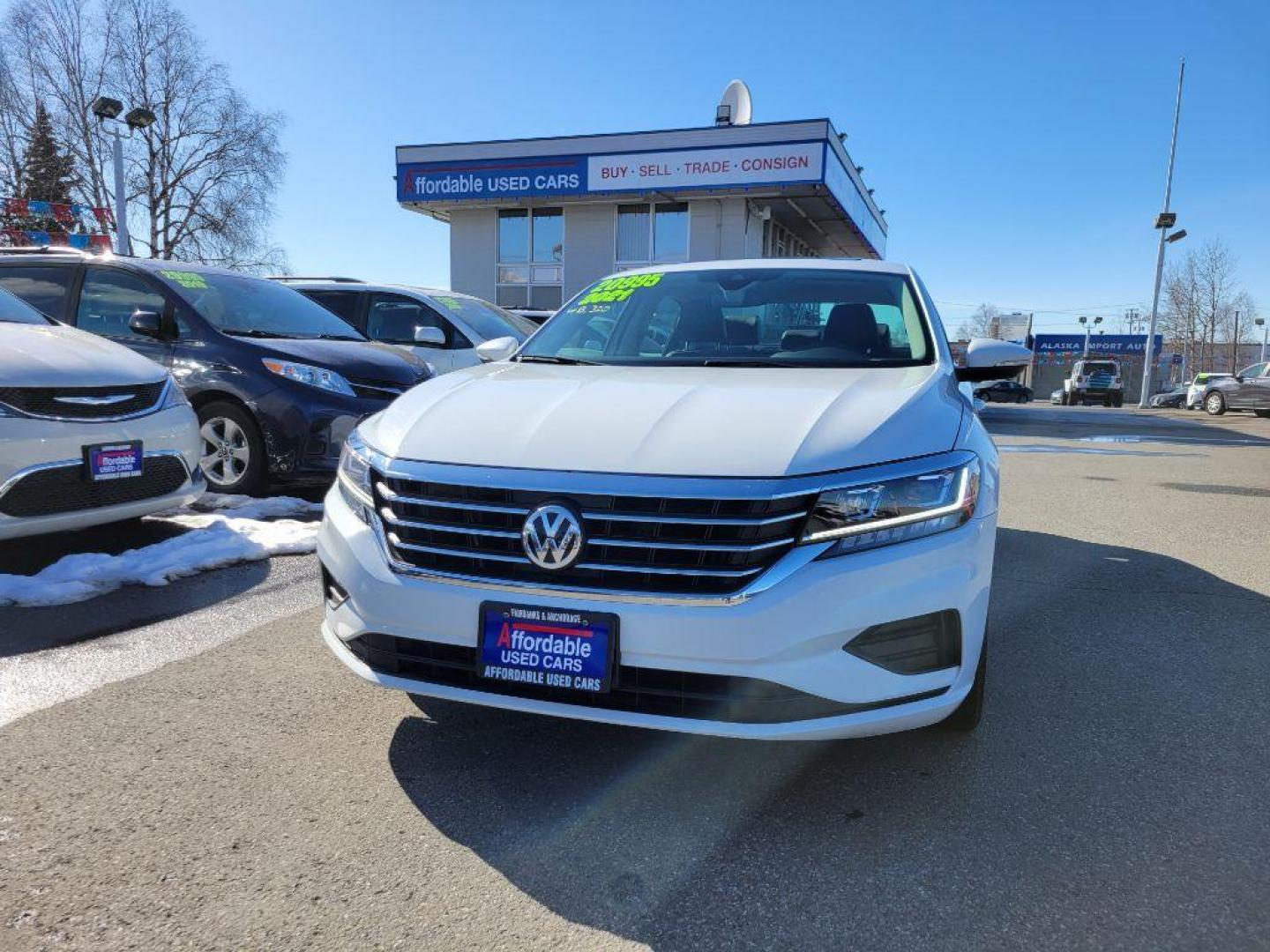 2021 WHITE VOLKSWAGEN PASSAT SE (1VWSA7A36MC) with an 2.0L engine, Automatic transmission, located at 929 East 8th Ave, Anchorage, AK, 99501, (907) 274-2277, 61.214783, -149.866074 - Photo#0