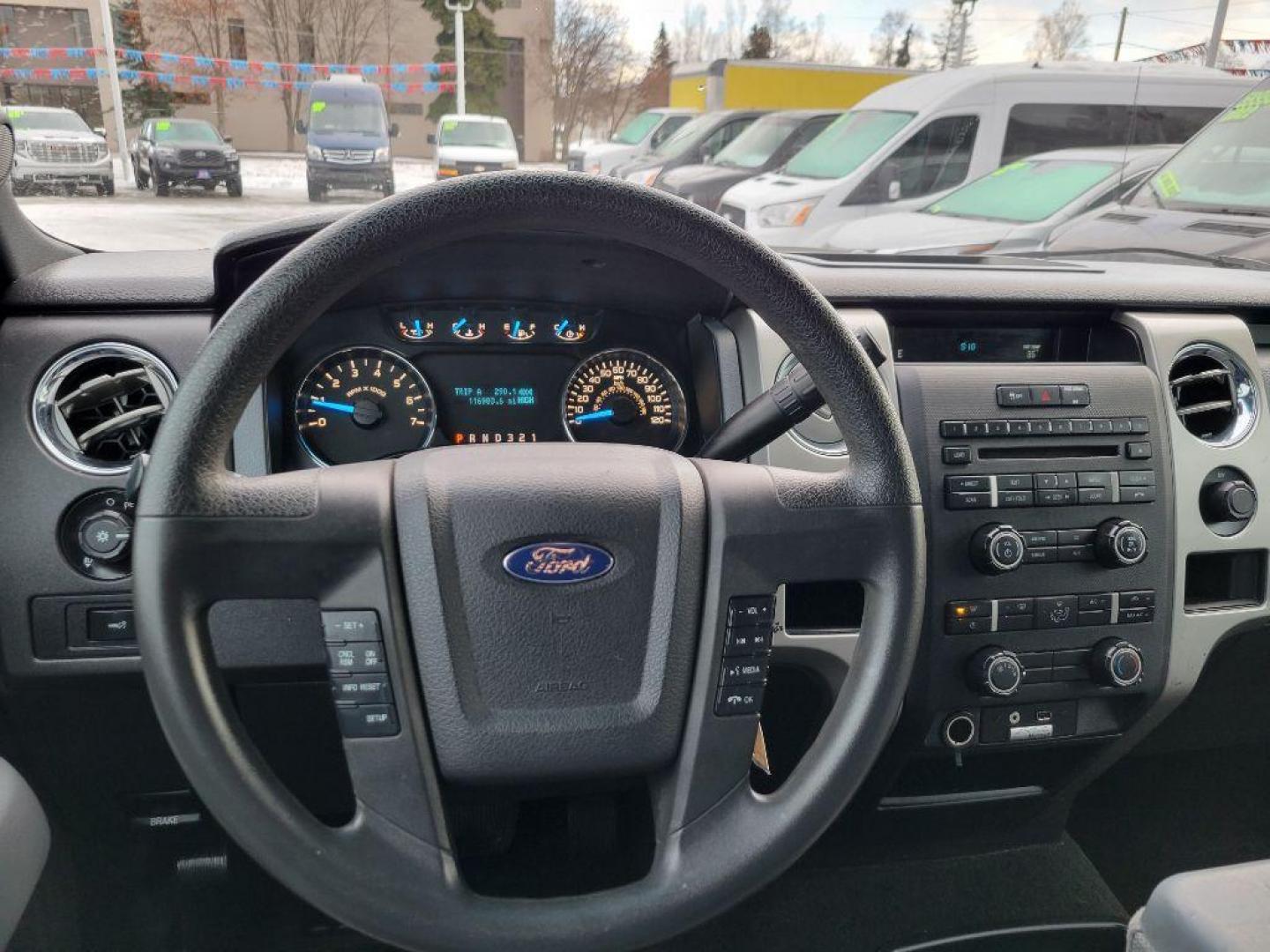 2013 WHITE FORD F150 SUPERCREW (1FTFW1EF4DF) with an 5.0L engine, Automatic transmission, located at 929 East 8th Ave, Anchorage, AK, 99501, (907) 274-2277, 61.214783, -149.866074 - Photo#4