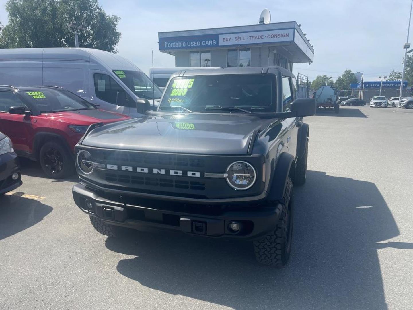 2023 GRAY FORD BRONCO (1FMDE5AP6PL) , Automatic transmission, located at 929 East 8th Ave, Anchorage, AK, 99501, (907) 274-2277, 61.214783, -149.866074 - Photo#0