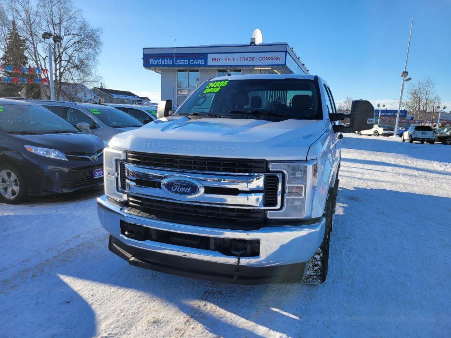 2018 WHITE FORD F250 SUPER DUTY (1FT7W2B63JE) with an 6.2L engine, Automatic transmission, located at 929 East 8th Ave, Anchorage, AK, 99501, (907) 274-2277, 61.214783, -149.866074 - Photo#0