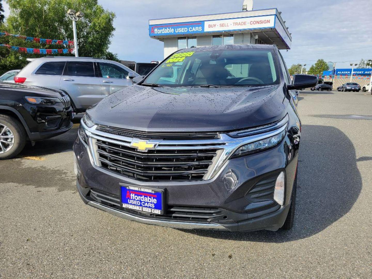 2022 GRAY CHEVROLET EQUINOX LT (2GNAXUEV8N6) with an 1.5L engine, Automatic transmission, located at 929 East 8th Ave, Anchorage, AK, 99501, (907) 274-2277, 61.214783, -149.866074 - Photo#0