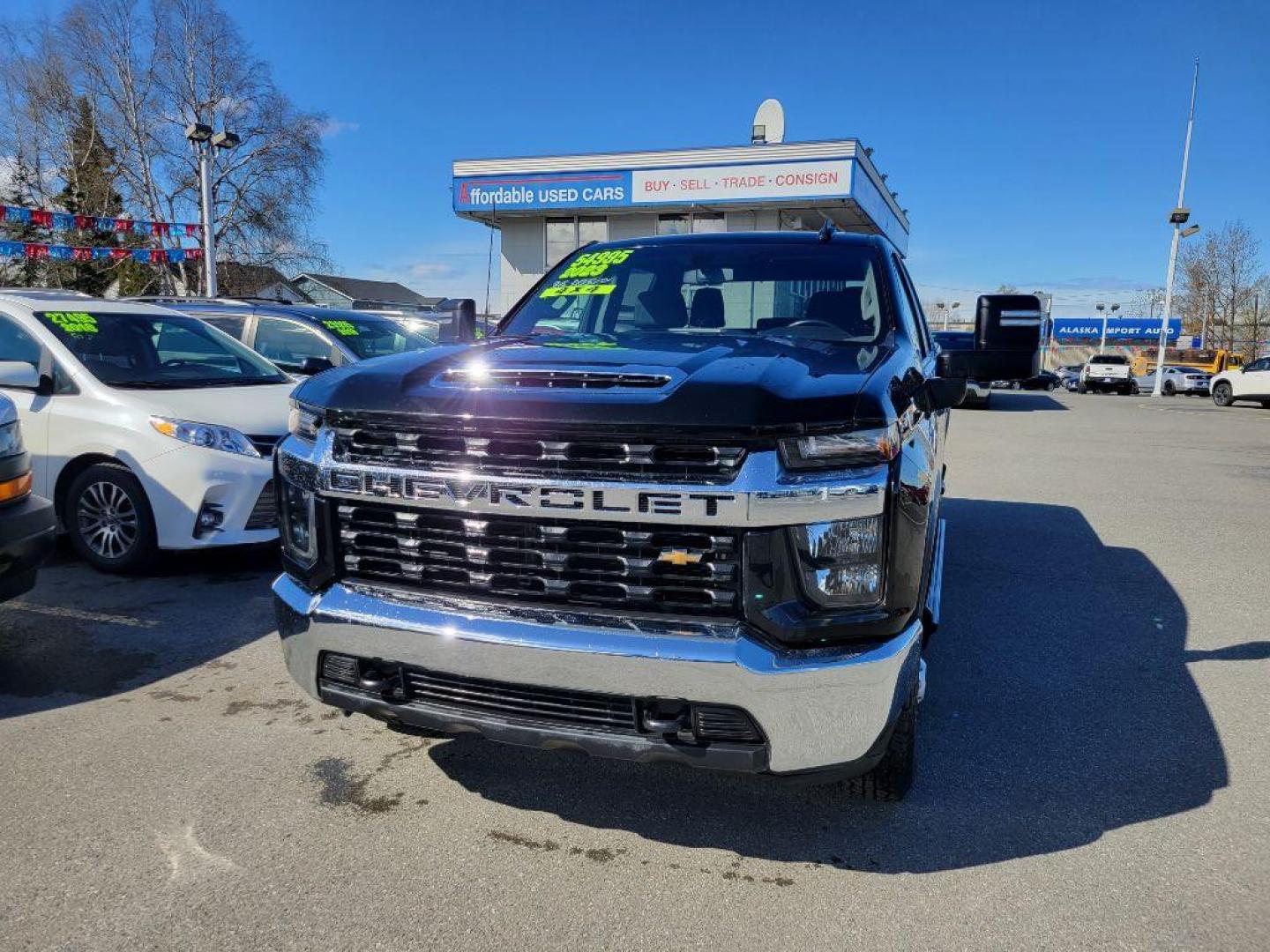 2023 BLACK CHEVROLET SILVERADO 2500 HEAVY DUTY LT (1GC4YNE70PF) with an 6.6L engine, Automatic transmission, located at 929 East 8th Ave, Anchorage, AK, 99501, (907) 274-2277, 61.214783, -149.866074 - Photo#0