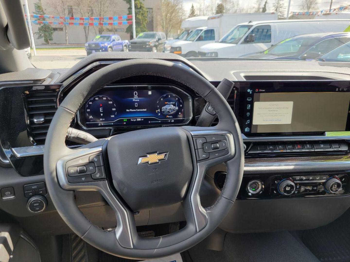 2023 GRAY CHEVROLET SILVERADO 1500 LT (3GCUDDED3PG) with an 5.3L engine, Automatic transmission, located at 929 East 8th Ave, Anchorage, AK, 99501, (907) 274-2277, 61.214783, -149.866074 - Photo#4