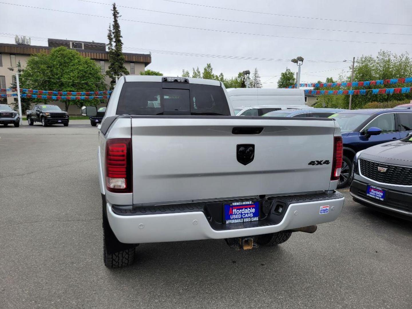 2017 SILVER RAM 2500 LARAMIE (3C6UR5NJ1HG) with an 6.4L engine, Automatic transmission, located at 929 East 8th Ave, Anchorage, AK, 99501, (907) 274-2277, 61.214783, -149.866074 - Photo#2