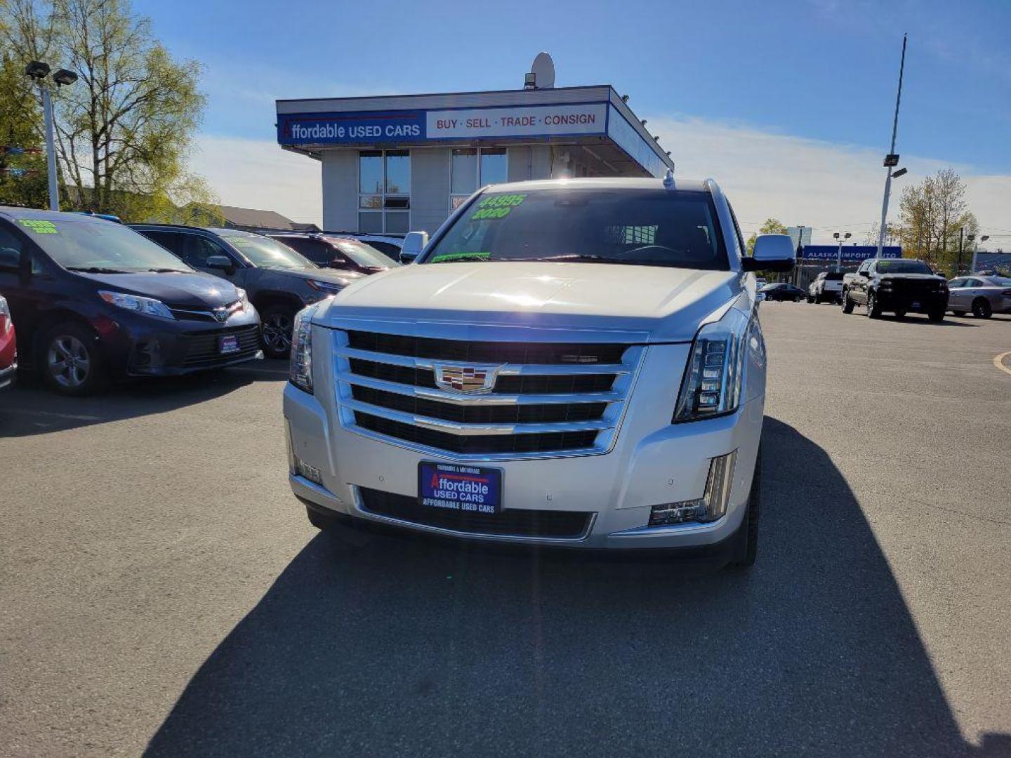 2020 SILVER CADILLAC ESCALADE ESV LUXURY (1GYS4HKJ5LR) with an 6.2L engine, Automatic transmission, located at 929 East 8th Ave, Anchorage, AK, 99501, (907) 274-2277, 61.214783, -149.866074 - Photo#0