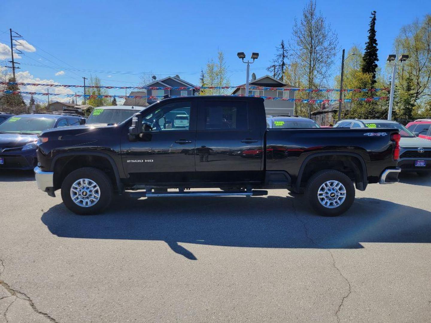 2022 BLACK CHEVROLET SILVERADO 2500 HEAVY DUTY LT (1GC4YNE79NF) with an 6.6L engine, Automatic transmission, located at 929 East 8th Ave, Anchorage, AK, 99501, (907) 274-2277, 61.214783, -149.866074 - Photo#1