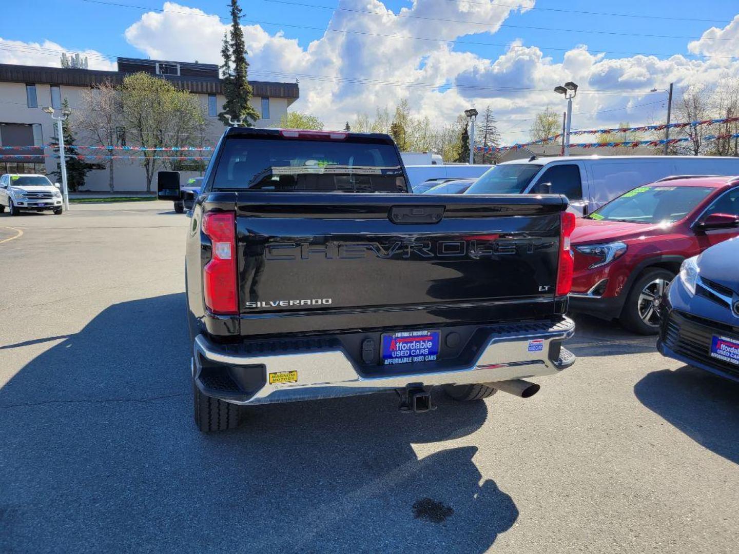 2022 BLACK CHEVROLET SILVERADO 2500 HEAVY DUTY LT (1GC4YNE79NF) with an 6.6L engine, Automatic transmission, located at 929 East 8th Ave, Anchorage, AK, 99501, (907) 274-2277, 61.214783, -149.866074 - Photo#2