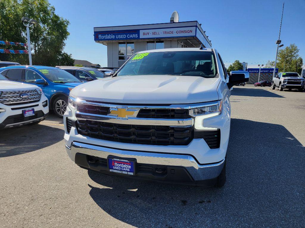 photo of 2023 CHEVROLET SILVERADO 1500 4DR