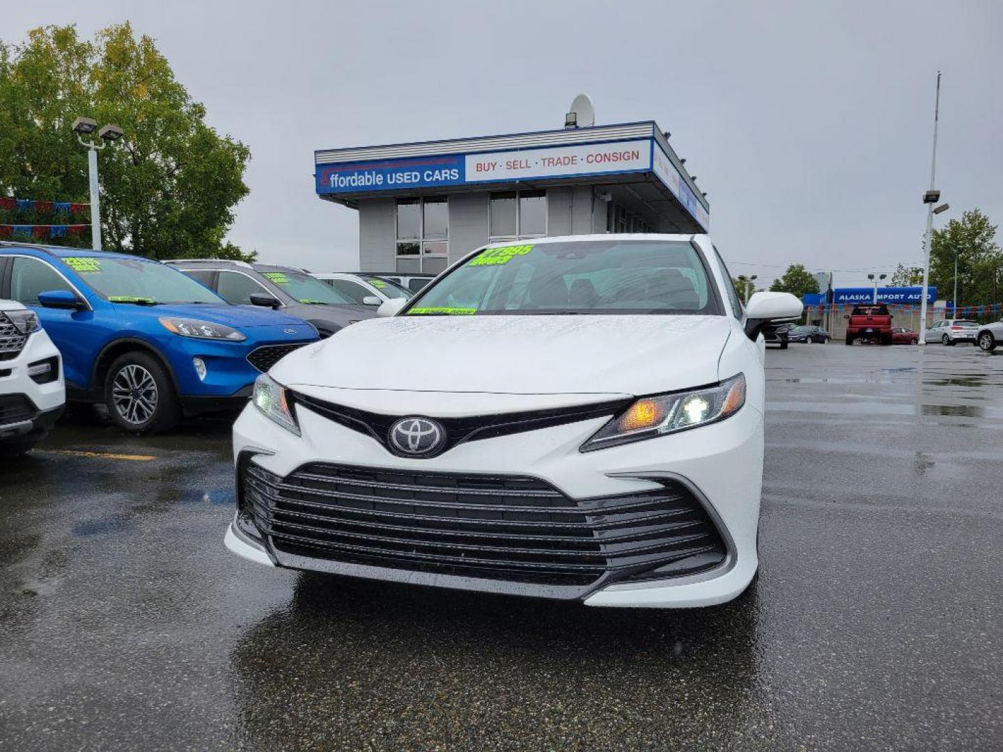 2023 WHITE TOYOTA CAMRY LE LE (4T1R11BK7PU) with an 2.5L engine, Automatic transmission, located at 929 East 8th Ave, Anchorage, AK, 99501, (907) 274-2277, 61.214783, -149.866074 - Photo#0