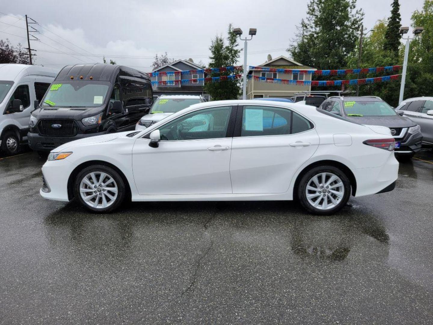 2023 WHITE TOYOTA CAMRY LE LE (4T1R11BK7PU) with an 2.5L engine, Automatic transmission, located at 929 East 8th Ave, Anchorage, AK, 99501, (907) 274-2277, 61.214783, -149.866074 - Photo#1