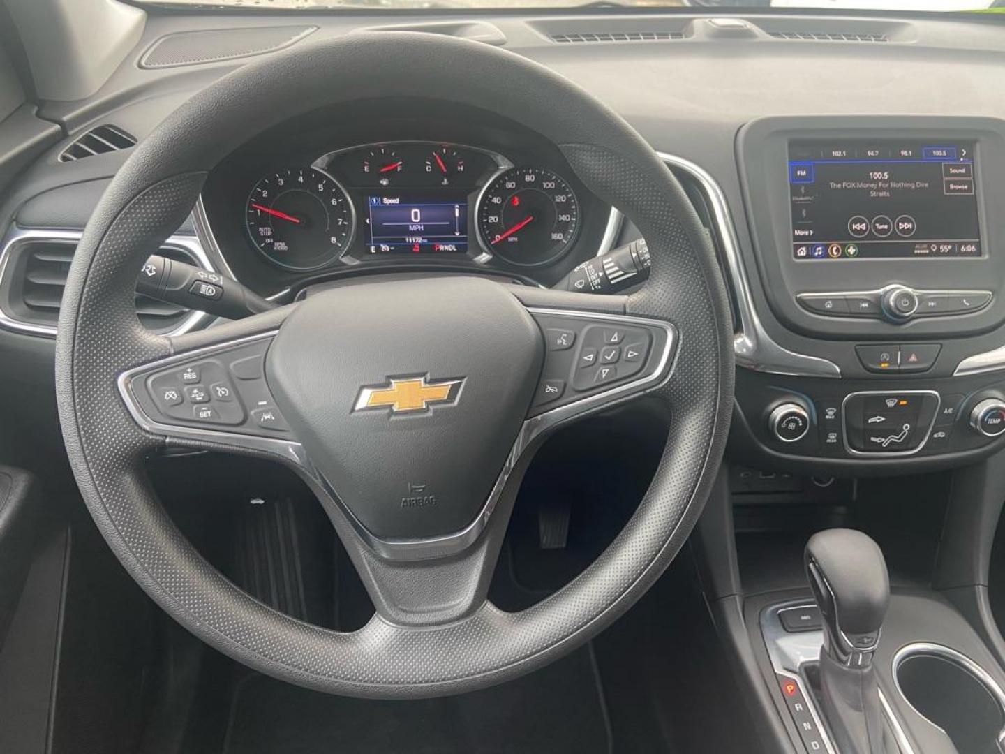 2022 BLACK CHEVROLET EQUINOX LT LT (3GNAXUEV3NL) with an 1.5L engine, Automatic transmission, located at 929 East 8th Ave, Anchorage, AK, 99501, (907) 274-2277, 61.214783, -149.866074 - Photo#4