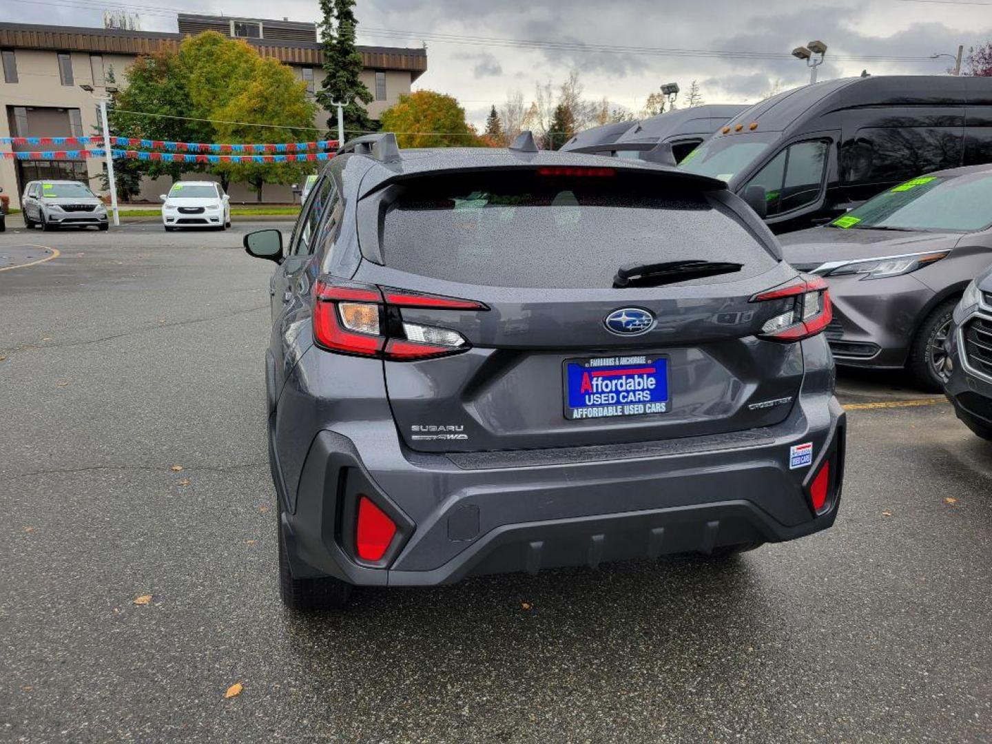 2024 GRY SUBARU CROSSTREK PREMIUM (JF2GUADC0R8) with an 2.0L engine, Automatic transmission, located at 929 East 8th Ave, Anchorage, AK, 99501, (907) 274-2277, 61.214783, -149.866074 - Photo#2