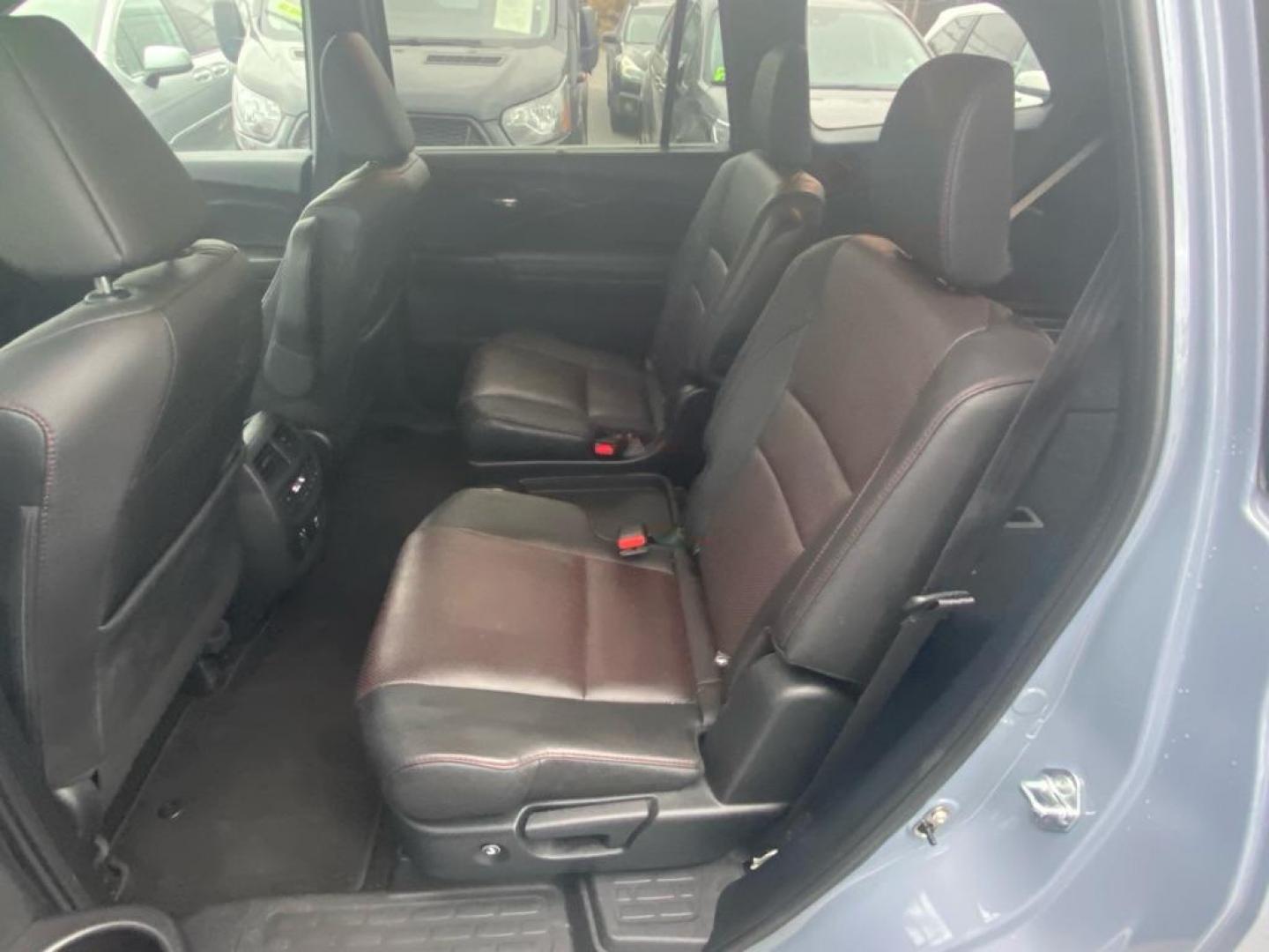 2022 SLATE HONDA PILOT BLACK (5FNYF6H74NB) with an 3.5L engine, Automatic transmission, located at 929 East 8th Ave, Anchorage, AK, 99501, (907) 274-2277, 61.214783, -149.866074 - Photo#3