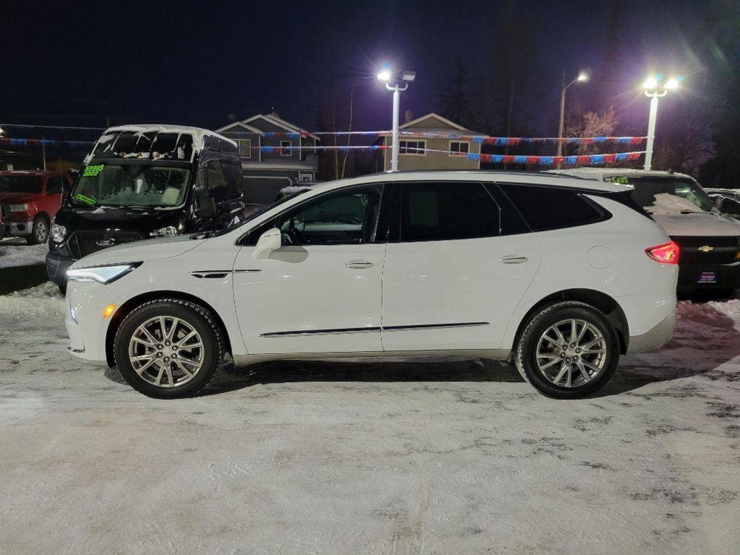 2022 WHITE BUICK ENCLAVE PREMIUM (5GAEVBKW8NJ) with an 3.6L engine, Automatic transmission, located at 929 East 8th Ave, Anchorage, AK, 99501, (907) 274-2277, 61.214783, -149.866074 - Photo#1