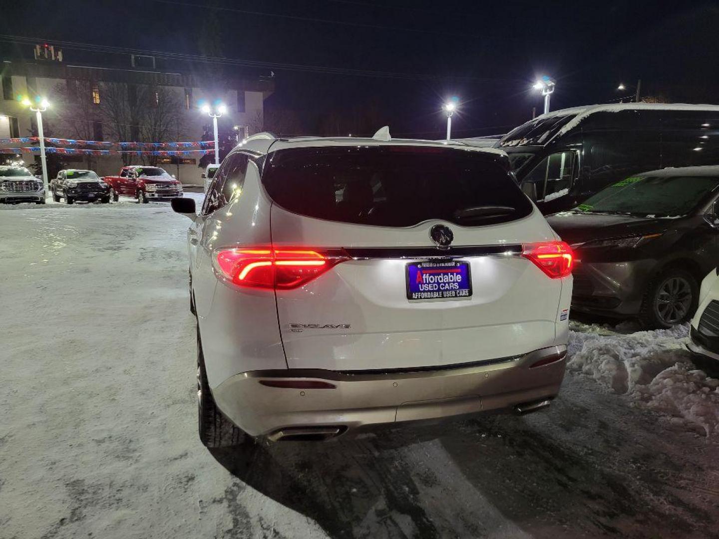 2022 WHITE BUICK ENCLAVE PREMIUM (5GAEVBKW8NJ) with an 3.6L engine, Automatic transmission, located at 929 East 8th Ave, Anchorage, AK, 99501, (907) 274-2277, 61.214783, -149.866074 - Photo#2