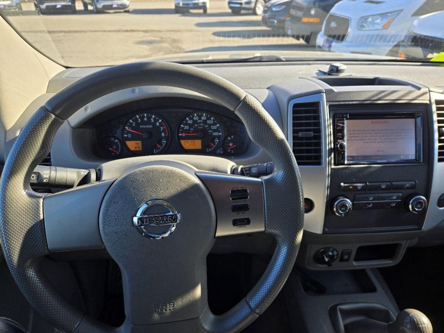 2010 BLACK NISSAN FRONTIER CREW CAB SE (1N6AD0EVXAC) with an 4.0L engine, 6-Speed Manual transmission, located at 929 East 8th Ave, Anchorage, AK, 99501, (907) 274-2277, 61.214783, -149.866074 - Photo#4