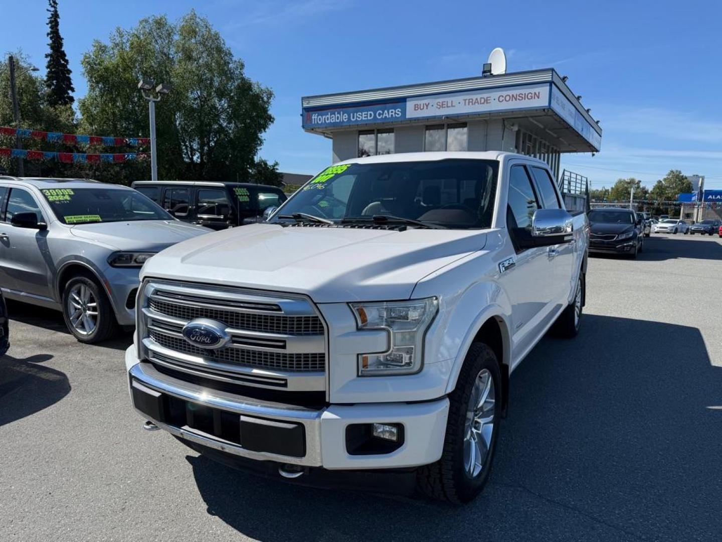 2017 WHITE FORD F150 SUPERCREW (1FTEW1EG5HF) with an 3.5L engine, Automatic transmission, located at 929 East 8th Ave, Anchorage, AK, 99501, (907) 274-2277, 61.214783, -149.866074 - Photo#0