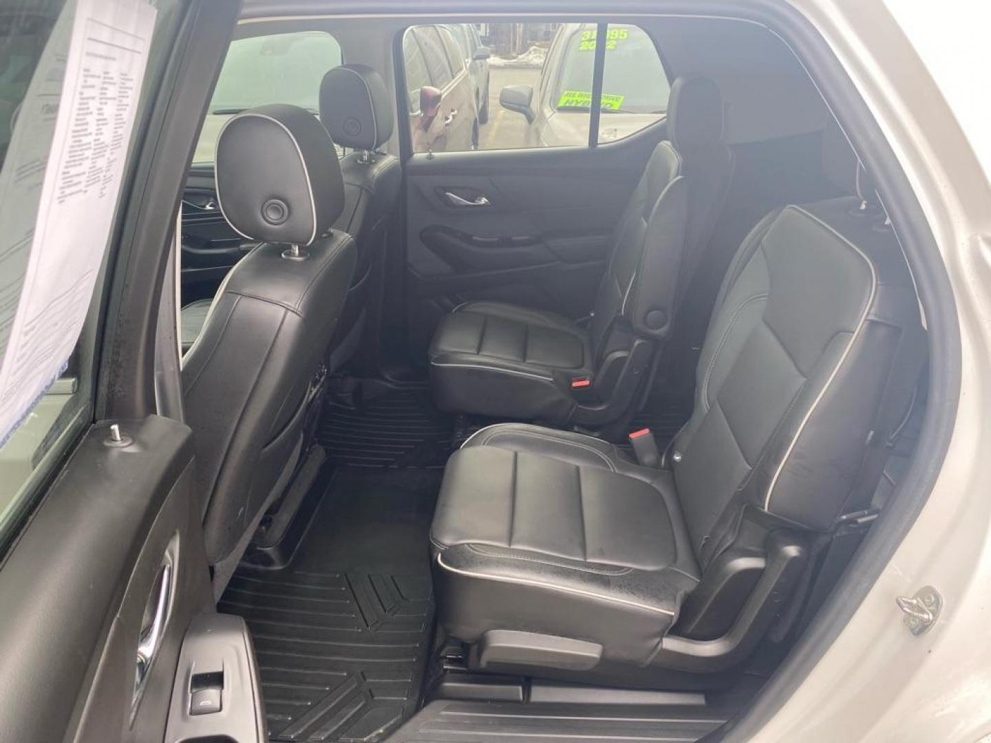 2021 WHITE CHEVROLET TRAVERSE HIGH COUNTRY (1GNEVNKW3MJ) with an 3.6L engine, Automatic transmission, located at 929 East 8th Ave, Anchorage, AK, 99501, (907) 274-2277, 61.214783, -149.866074 - Photo#3