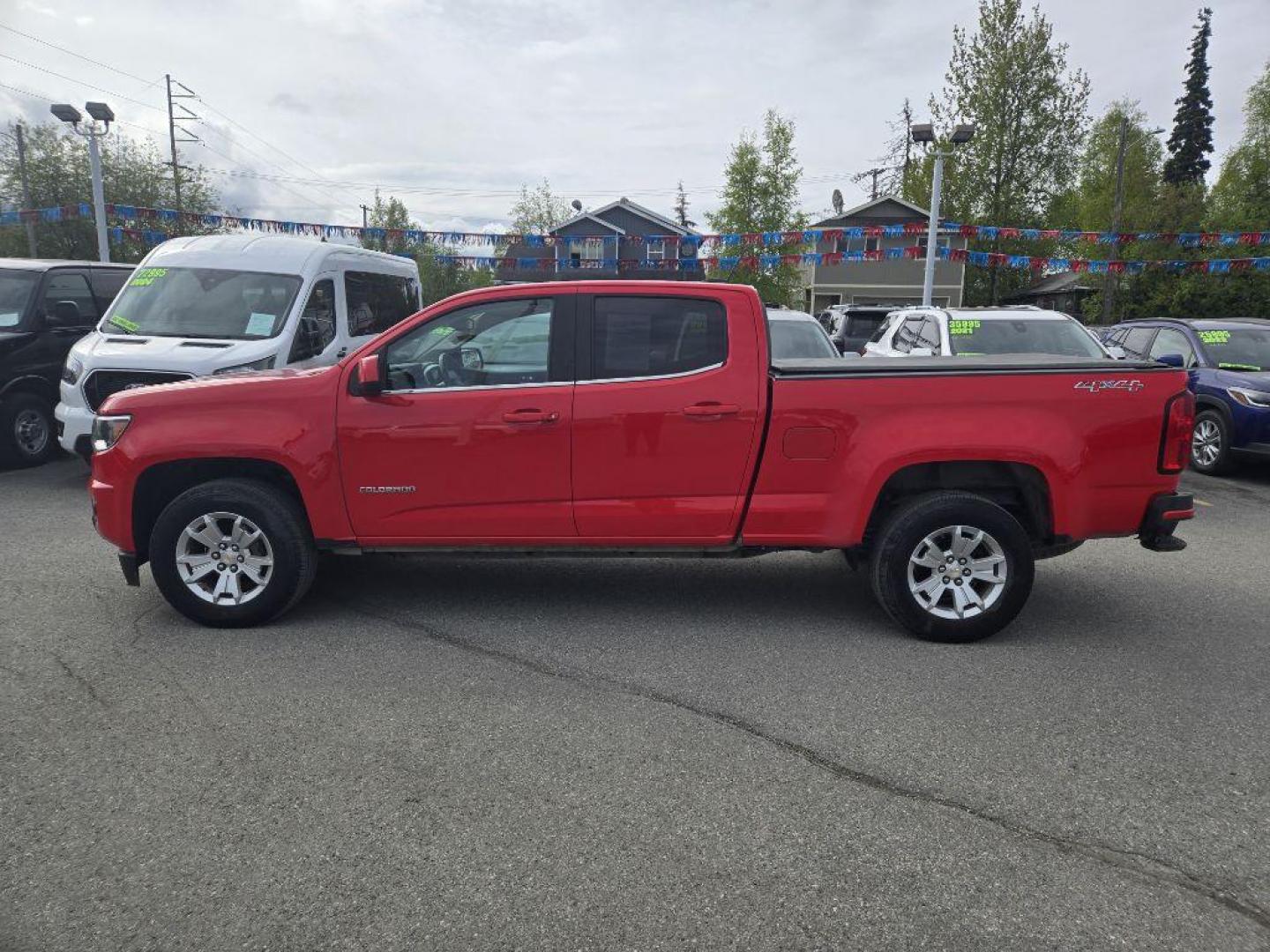 2020 RED CHEVROLET COLORADO LT (1GCGTCEN8L1) with an 3.6L engine, Automatic transmission, located at 929 East 8th Ave, Anchorage, AK, 99501, (907) 274-2277, 61.214783, -149.866074 - Photo#1