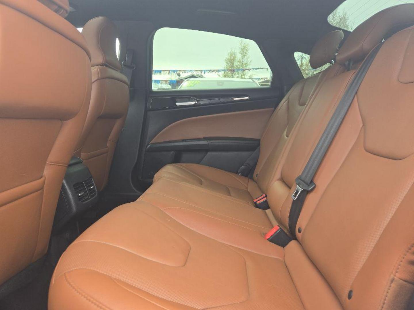 2019 WHITE FORD FUSION TITANIUM (3FA6P0D9XKR) with an 2.0L engine, Automatic transmission, located at 929 East 8th Ave, Anchorage, AK, 99501, (907) 274-2277, 61.214783, -149.866074 - Photo#3