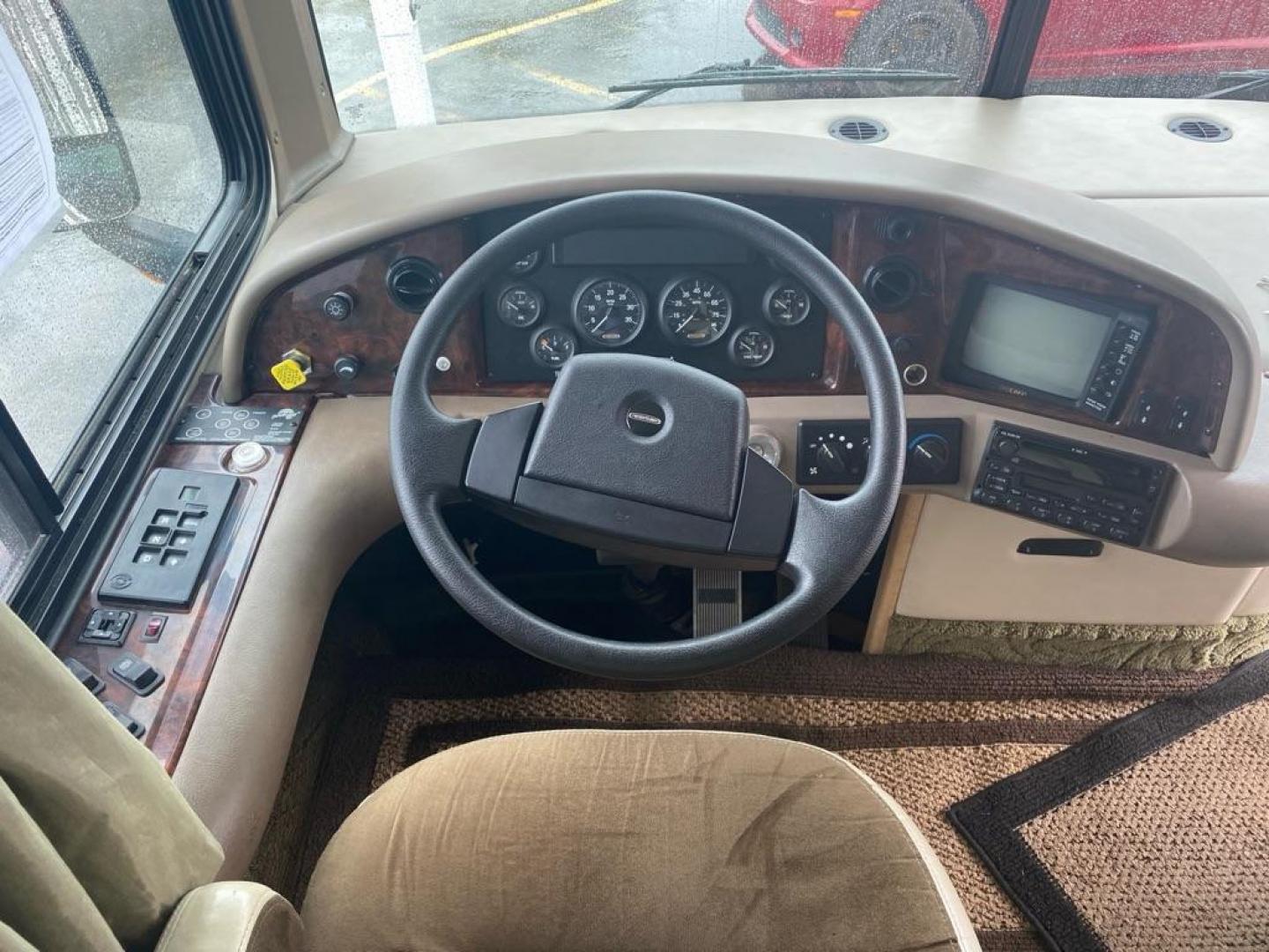 2003 WHITE FLEETWOOD DISCOVERY 39J MOTORHOME (4UZAAHAK03C) , Automatic transmission, located at 929 East 8th Ave, Anchorage, AK, 99501, (907) 274-2277, 61.214783, -149.866074 - Photo#4