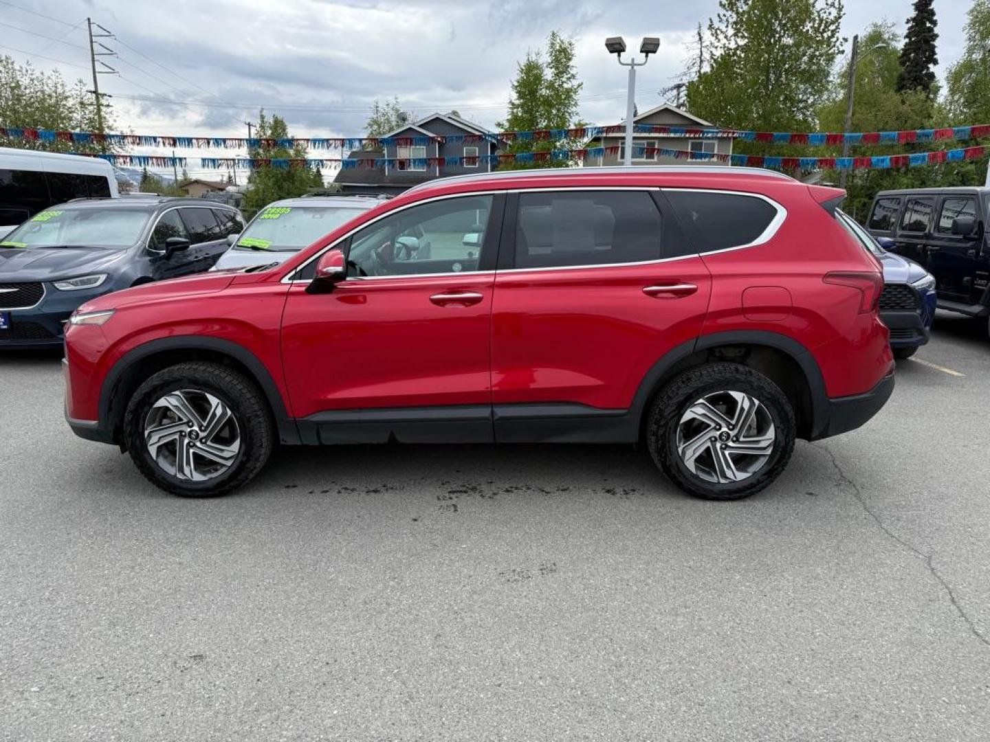 2023 RED HYUNDAI SANTA FE SEL SEL (5NMS2DAJXPH) with an 2.5L engine, Automatic transmission, located at 929 East 8th Ave, Anchorage, AK, 99501, (907) 274-2277, 61.214783, -149.866074 - Photo#1