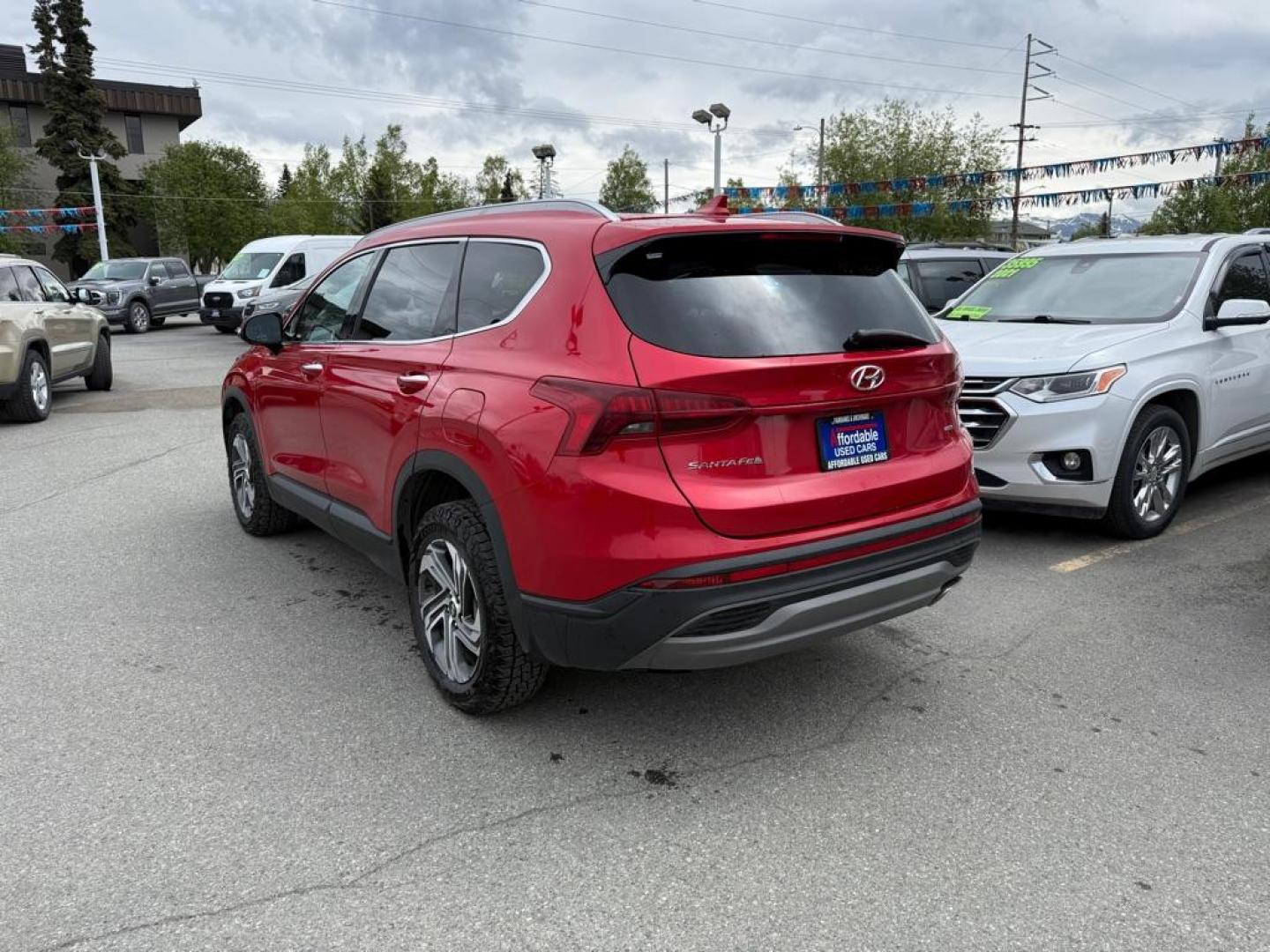 2023 RED HYUNDAI SANTA FE SEL SEL (5NMS2DAJXPH) with an 2.5L engine, Automatic transmission, located at 929 East 8th Ave, Anchorage, AK, 99501, (907) 274-2277, 61.214783, -149.866074 - Photo#2