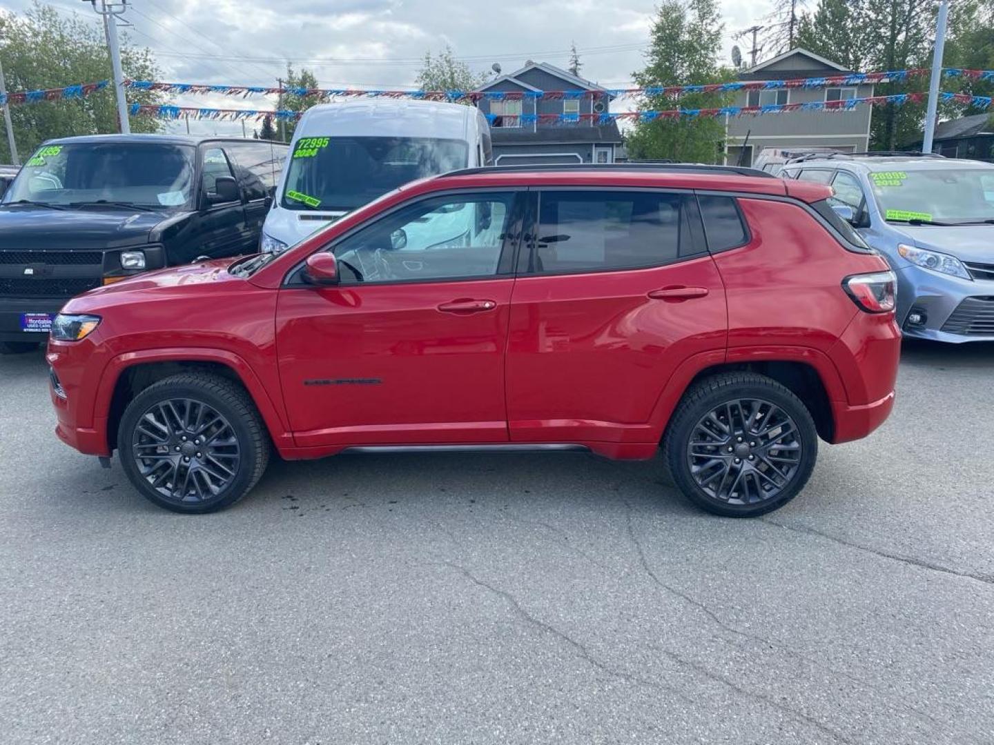 2022 RED JEEP COMPASS LIMITED (3C4NJDCB8NT) with an 2.4L engine, Automatic transmission, located at 929 East 8th Ave, Anchorage, AK, 99501, (907) 274-2277, 61.214783, -149.866074 - Photo#1