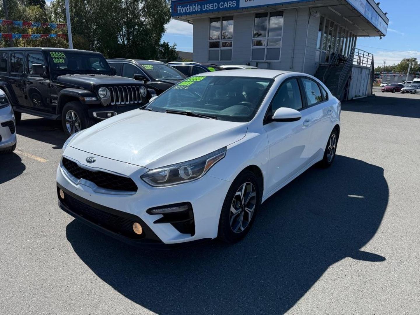 2021 WHITE KIA FORTE FE (3KPF24AD9ME) with an 2.0L engine, Continuously Variable transmission, located at 929 East 8th Ave, Anchorage, AK, 99501, (907) 274-2277, 61.214783, -149.866074 - Photo#0