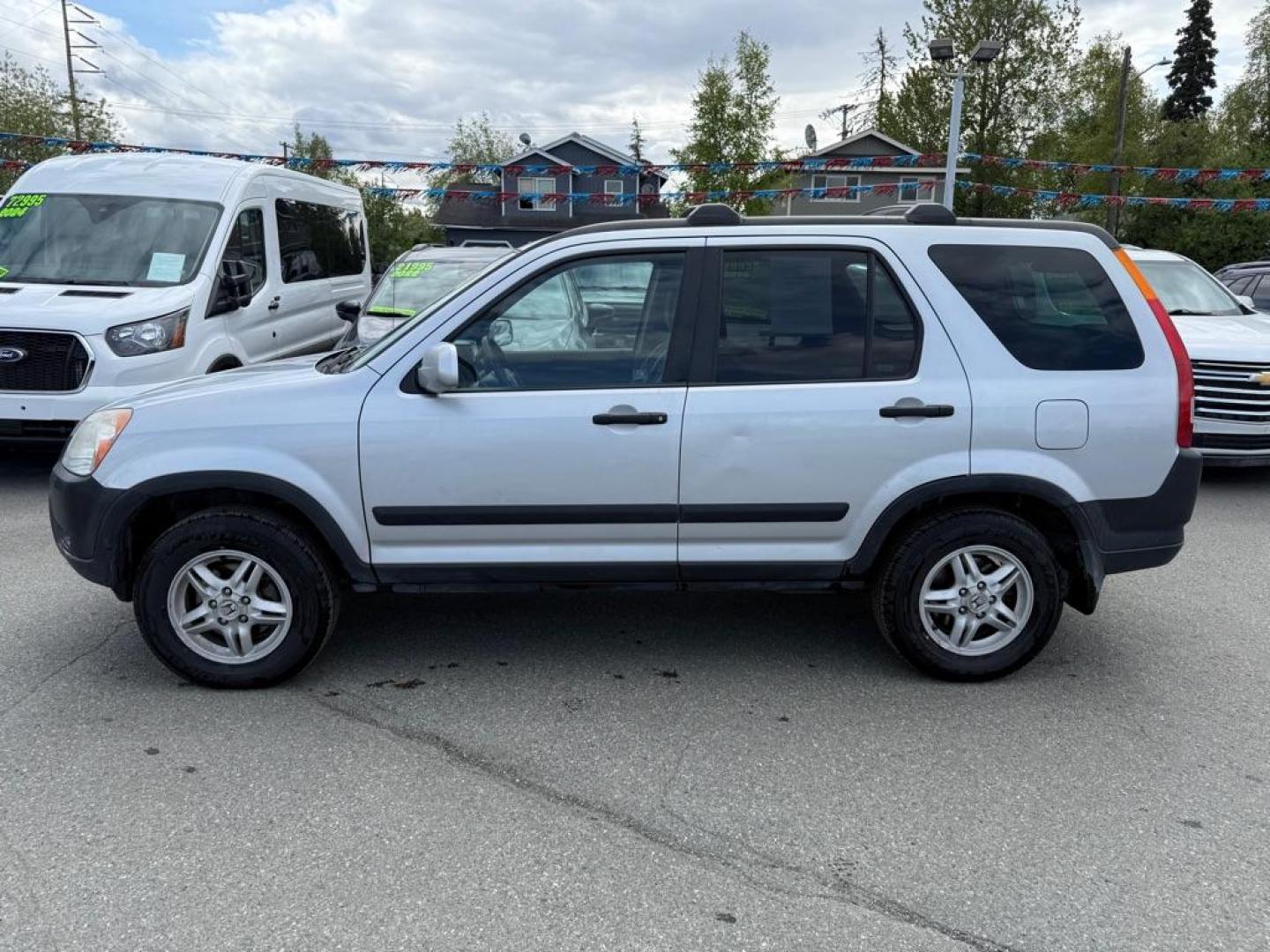 2003 SILVER HONDA CR-V EX (SHSRD78843U) with an 2.4L engine, Automatic transmission, located at 929 East 8th Ave, Anchorage, AK, 99501, (907) 274-2277, 61.214783, -149.866074 - Photo#1