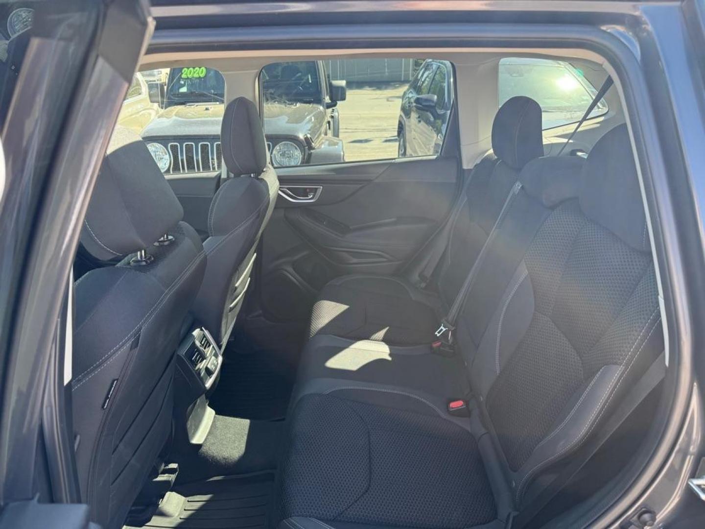 2020 GRAY SUBARU FORESTER PREMIUM (JF2SKAJC8LH) with an 2.5L engine, Automatic transmission, located at 929 East 8th Ave, Anchorage, AK, 99501, (907) 274-2277, 61.214783, -149.866074 - Photo#3