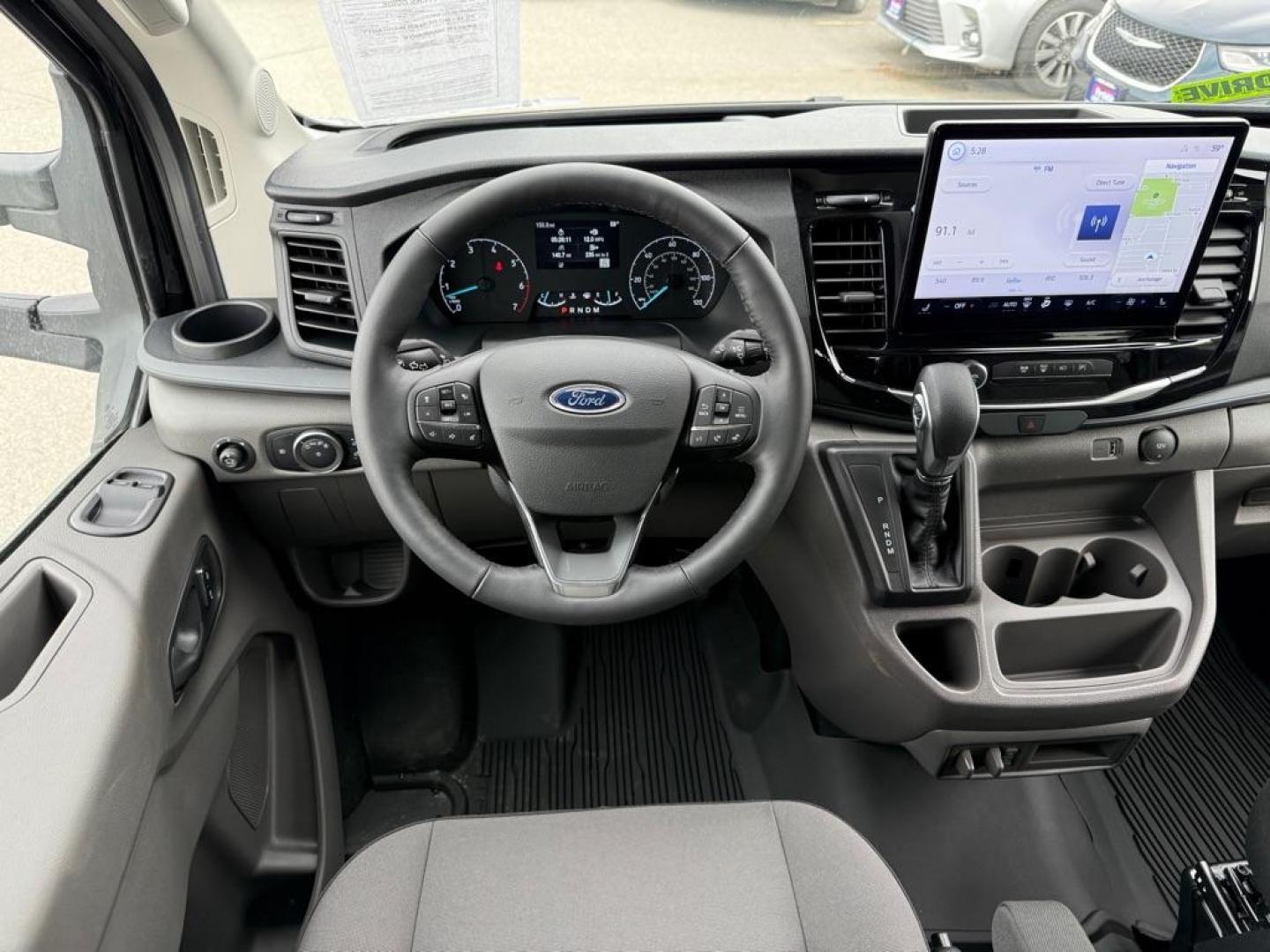 2025 BLACK FORD TRANSIT XLT HIGH 15 PASS DRW (1FBVU5XG4SK) with an 3.5 engine, Automatic transmission, located at 929 East 8th Ave, Anchorage, AK, 99501, (907) 274-2277, 61.214783, -149.866074 - Photo#4