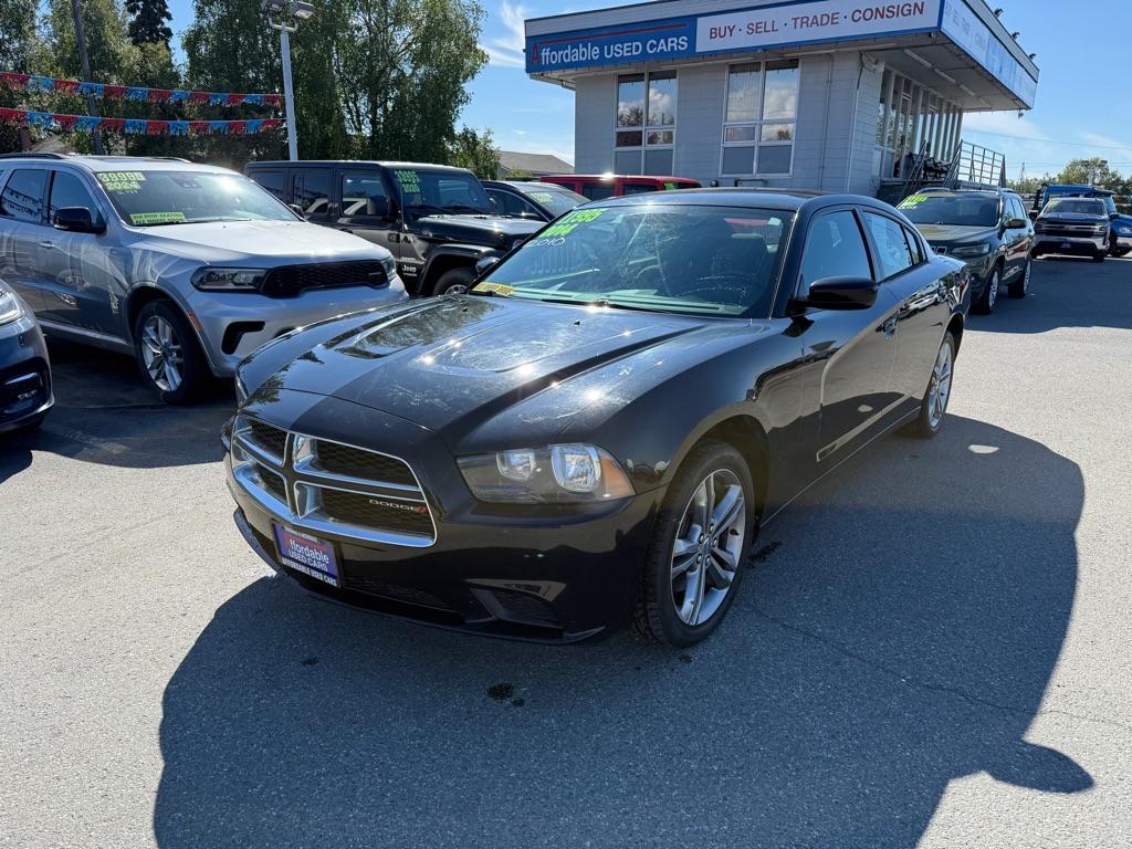 photo of 2014 DODGE CHARGER SE