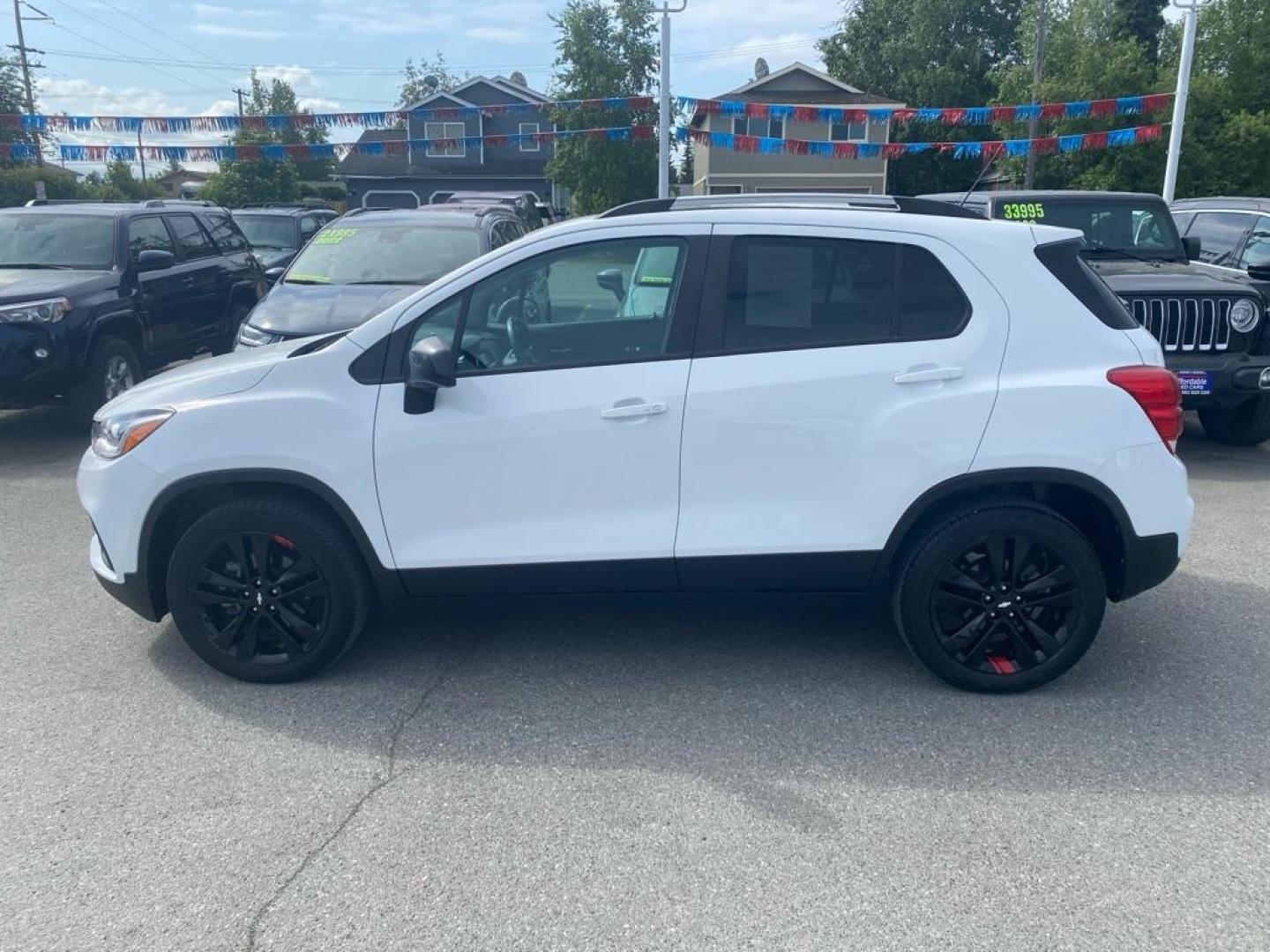 2020 WHITE CHEVROLET TRAX 1LT (KL7CJPSB4LB) with an 1.4L engine, Automatic transmission, located at 929 East 8th Ave, Anchorage, AK, 99501, (907) 274-2277, 61.214783, -149.866074 - Photo#1