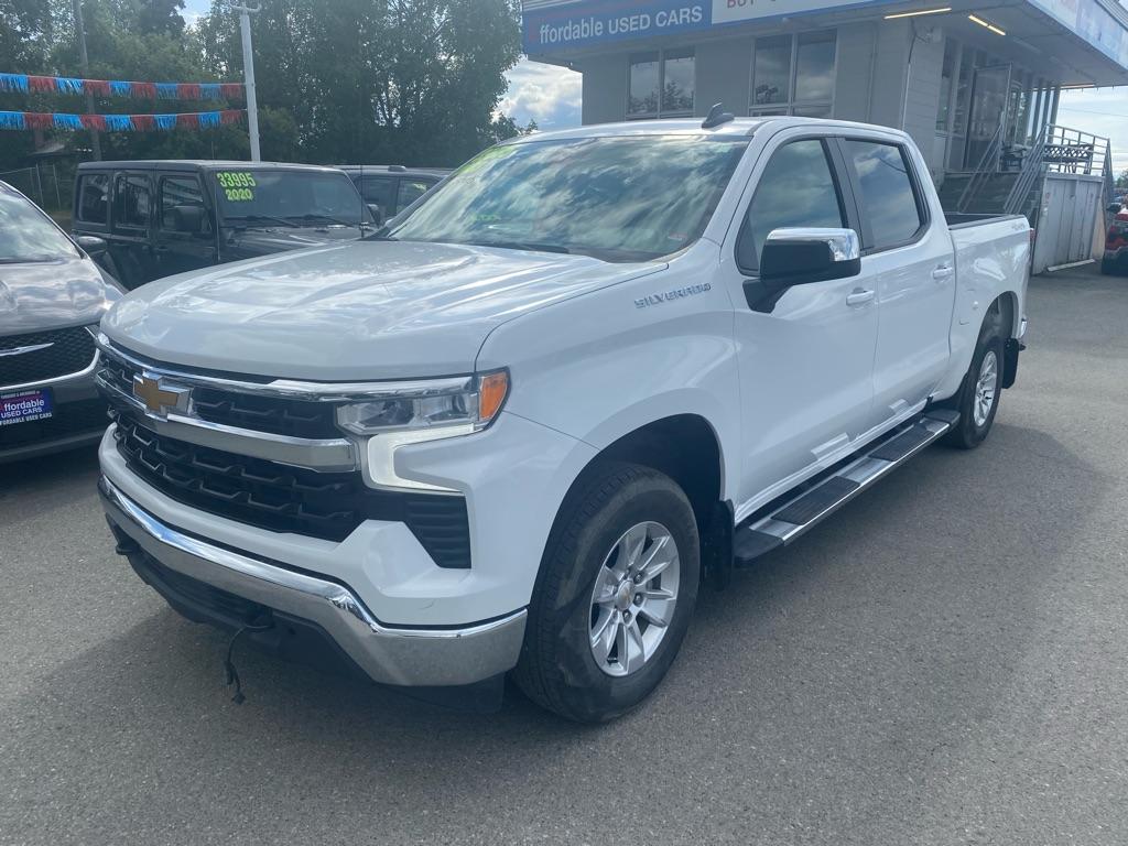 photo of 2023 CHEVROLET SILVERADO 1500 LT