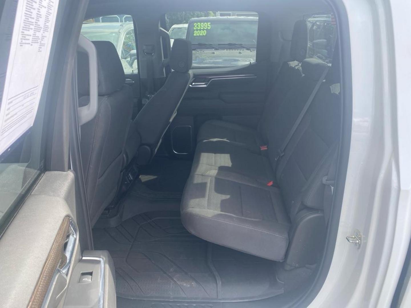 2023 WHITE CHEVROLET SILVERADO 1500 LT (1GCUDDED4PZ) with an 5.3L engine, Automatic transmission, located at 929 East 8th Ave, Anchorage, AK, 99501, (907) 274-2277, 61.214783, -149.866074 - Photo#3