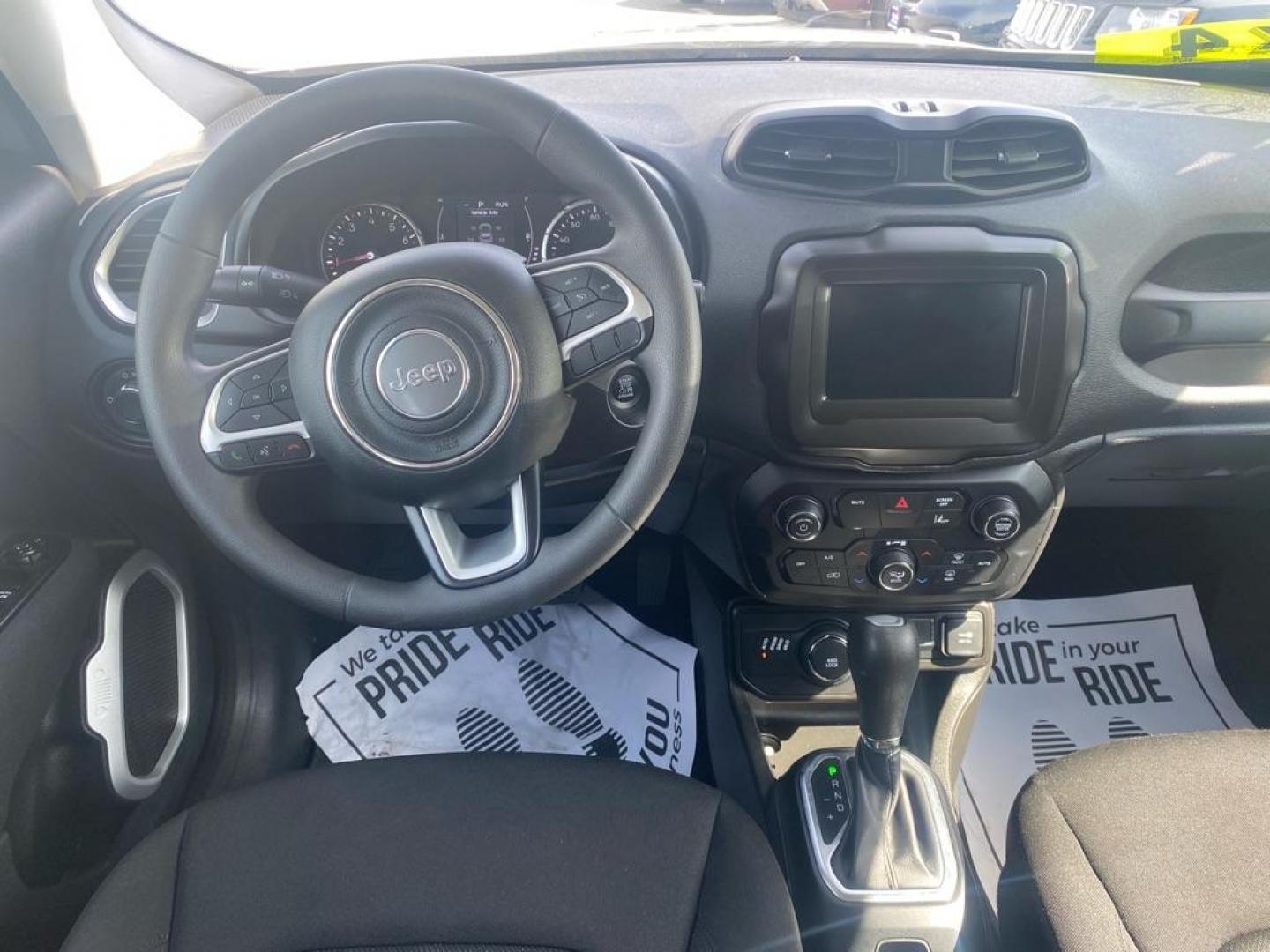 2021 SILVER JEEP RENEGADE SPORT (ZACNJDAB2MP) with an 2.4L engine, Automatic transmission, located at 929 East 8th Ave, Anchorage, AK, 99501, (907) 274-2277, 61.214783, -149.866074 - Photo#4