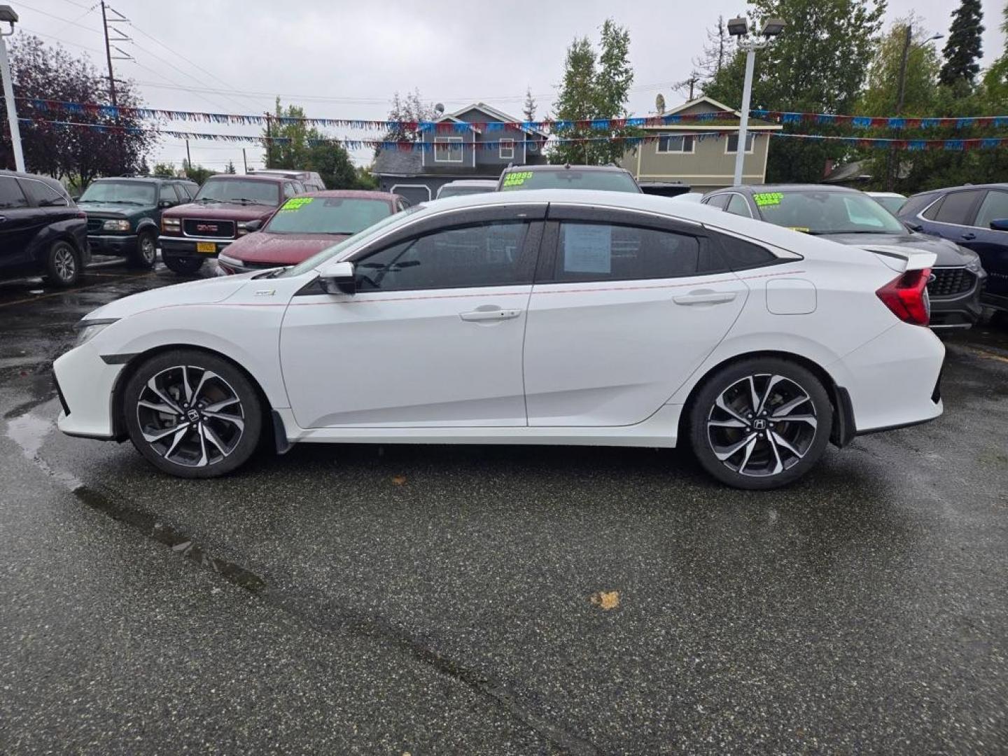 2019 WHITE HONDA CIVIC SI (2HGFC1E59KH) with an 1.5L engine, 6-Speed Manual transmission, located at 929 East 8th Ave, Anchorage, AK, 99501, (907) 274-2277, 61.214783, -149.866074 - Photo#1