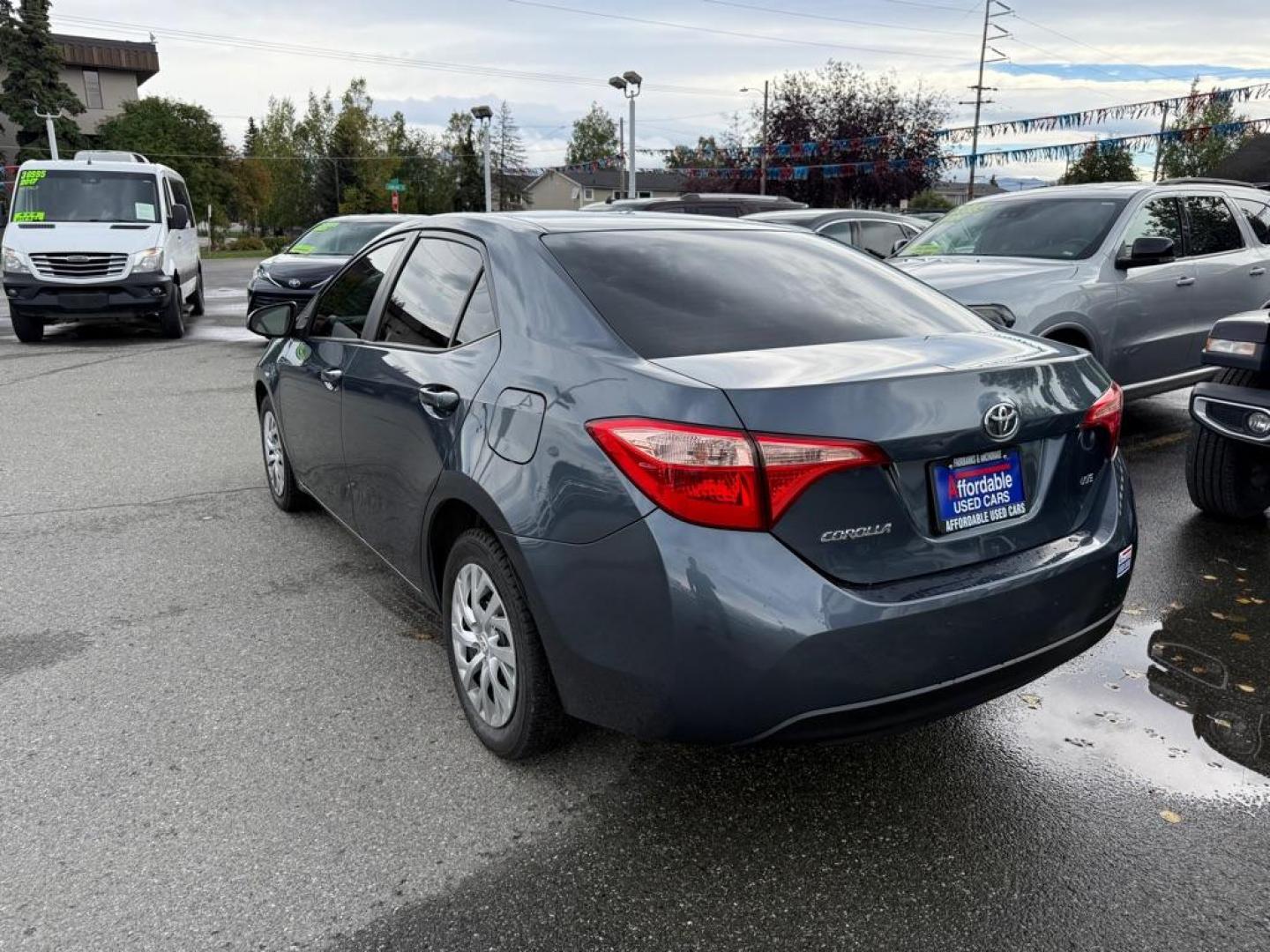 2018 BLUE TOYOTA COROLLA LE LE (2T1BURHE1JC) with an 1.8L engine, Continuously Variable transmission, located at 929 East 8th Ave, Anchorage, AK, 99501, (907) 274-2277, 61.214783, -149.866074 - Photo#2