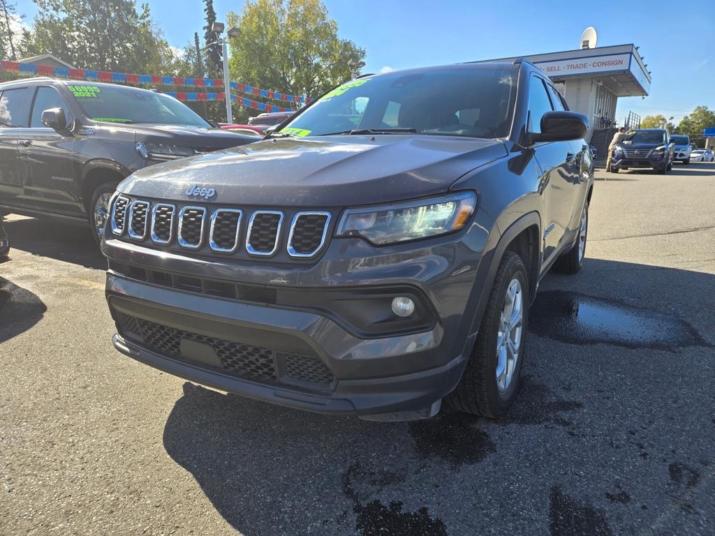 photo of 2024 JEEP COMPASS LATITUDE