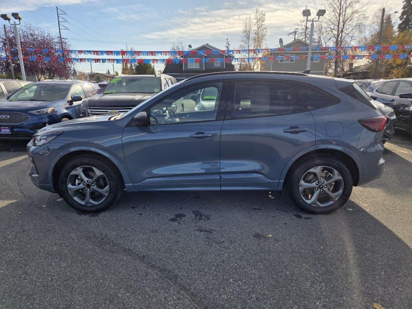 2023 BLUE FORD ESCAPE ST LINE ST LINE (1FMCU9MN7PU) with an 1.5L engine, Automatic transmission, located at 929 East 8th Ave, Anchorage, AK, 99501, (907) 274-2277, 61.214783, -149.866074 - Photo#2