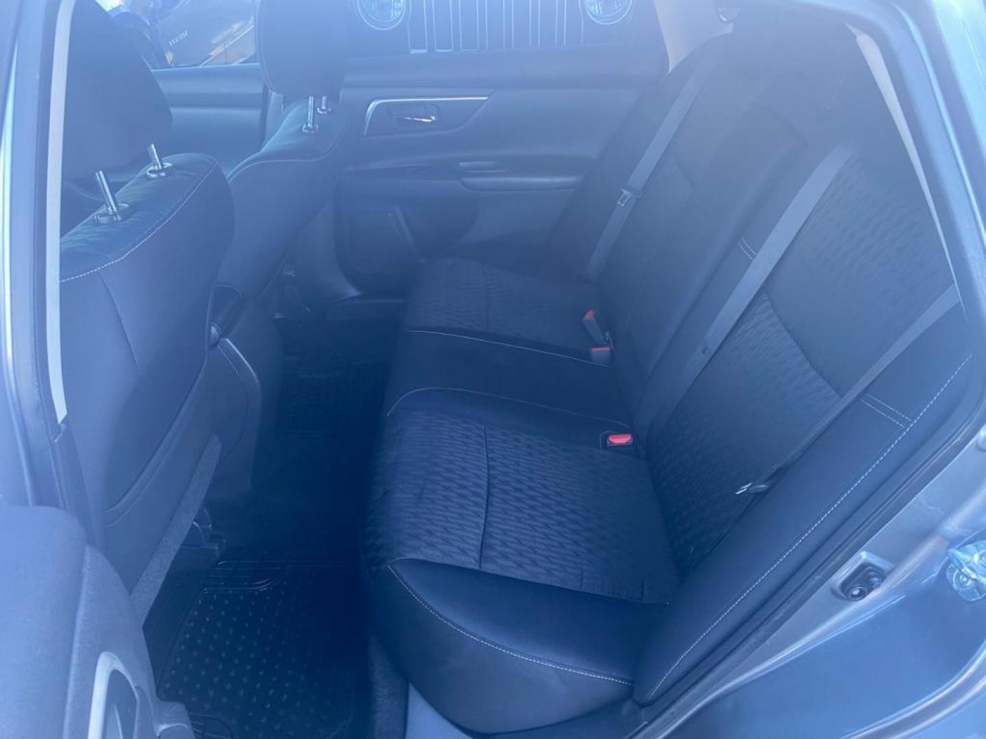 2018 GRAY NISSAN ALTIMA 2.5 (1N4AL3AP0JC) with an 2.5L engine, Continuously Variable transmission, located at 929 East 8th Ave, Anchorage, AK, 99501, (907) 274-2277, 61.214783, -149.866074 - Photo#3